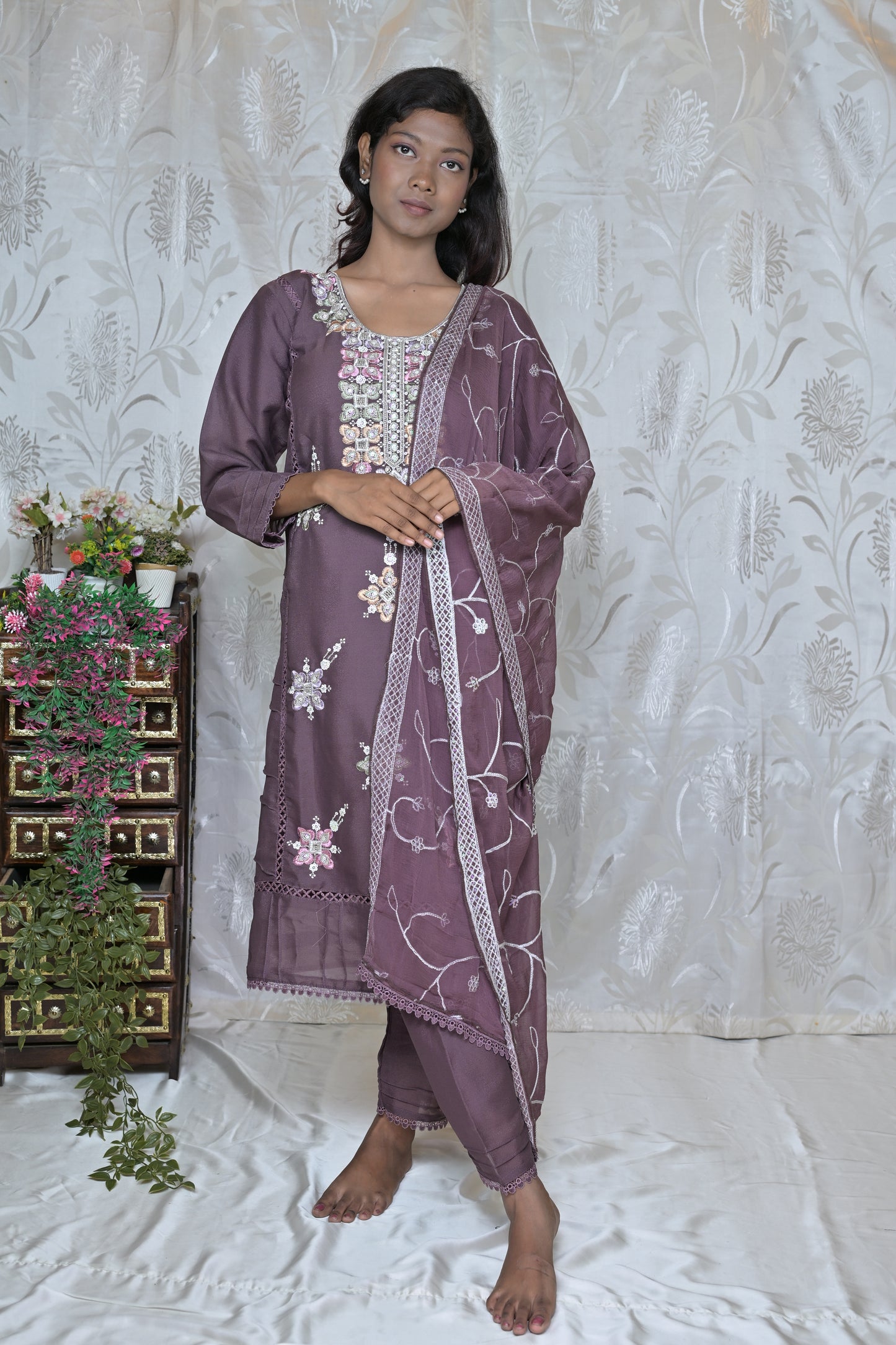 Intricate Floral Embellished Kurta Set