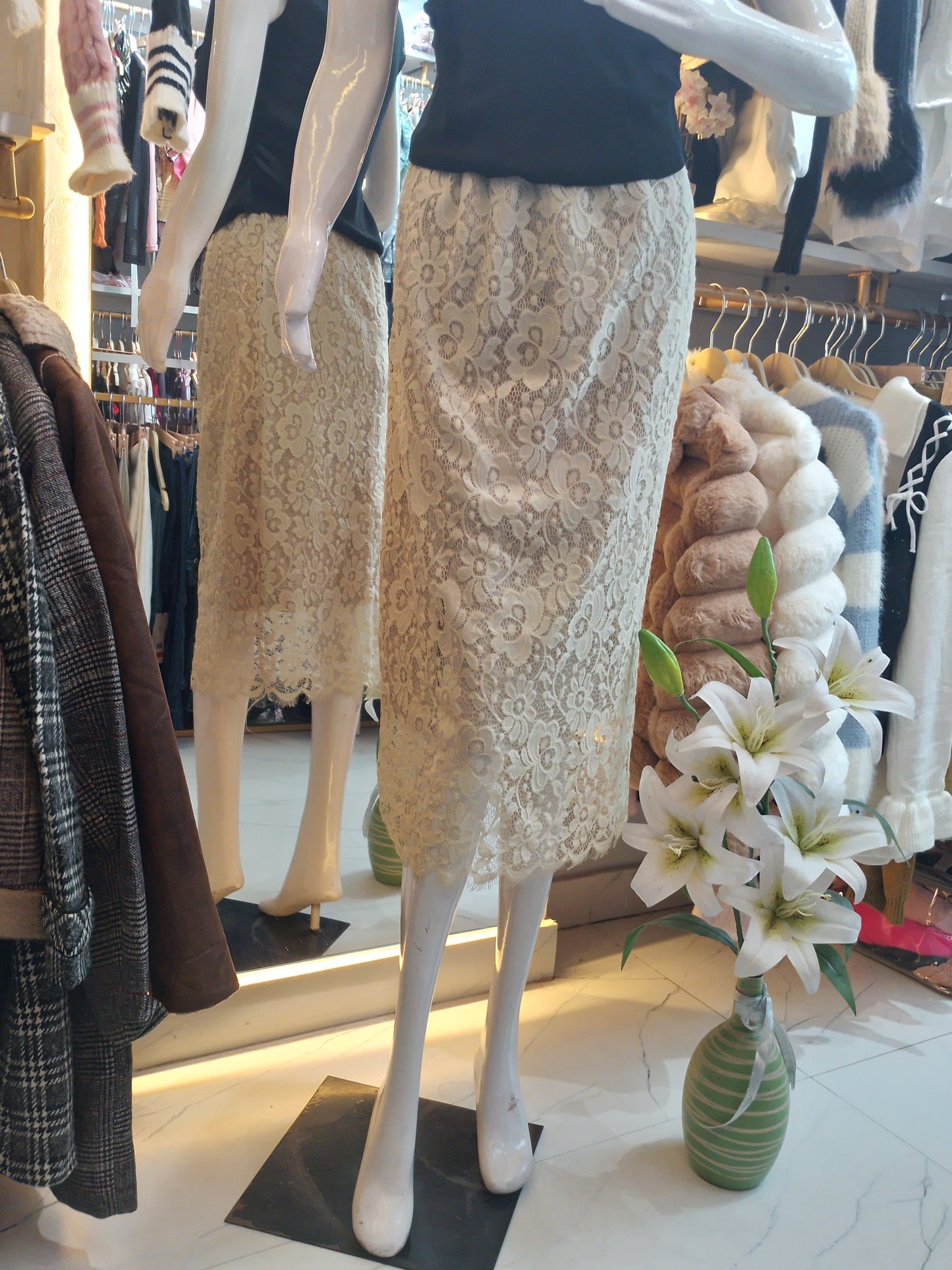 Delicate Bloom" Floral Lace Midi Skirt