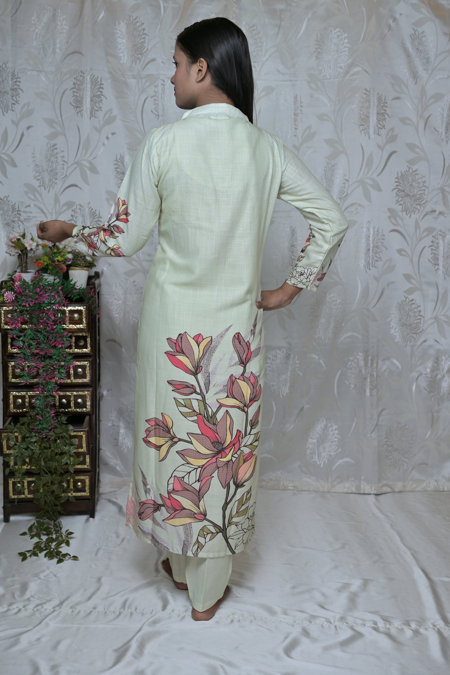 Artisanal Linen Cotton Printed Suit Set with Floral Dupatta
