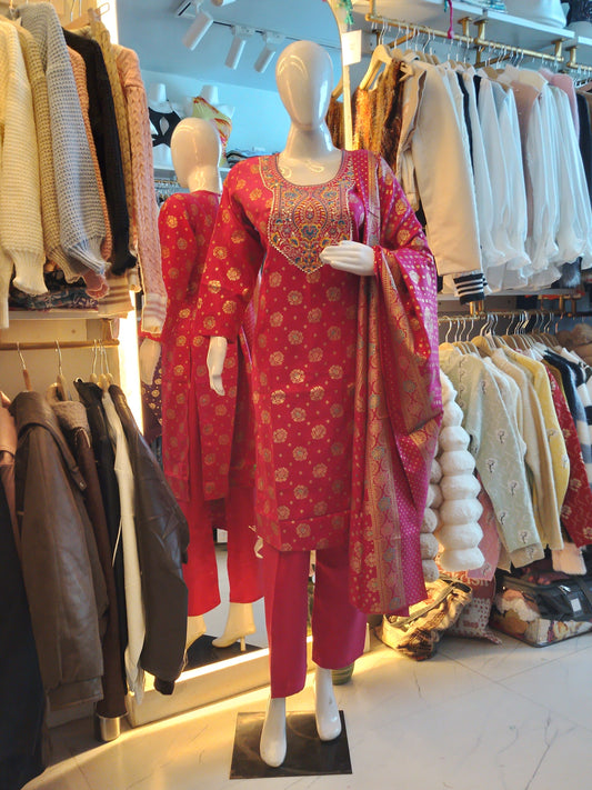 Royal Paisley" Print and Embroidered Kurta Set