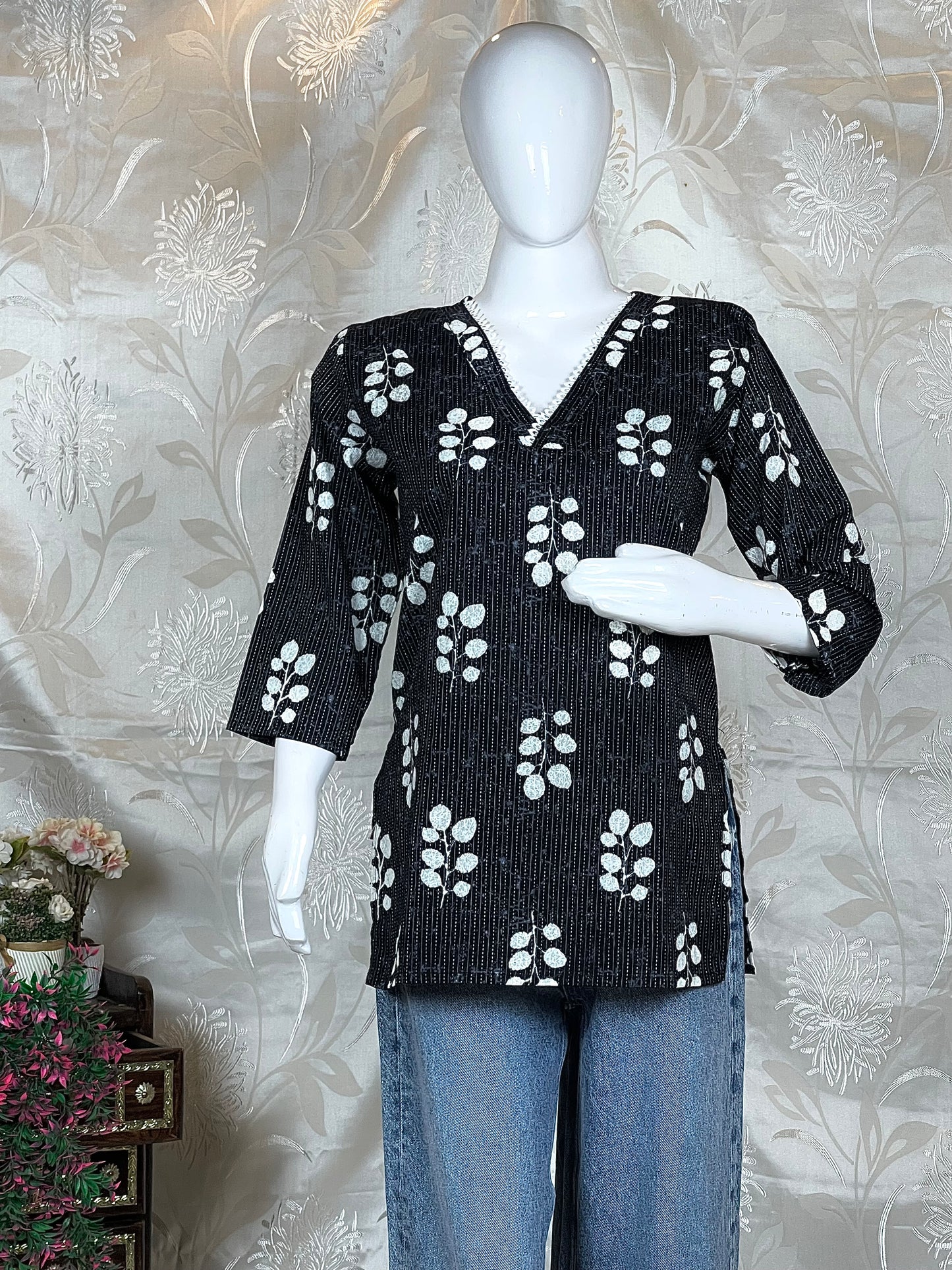 Women Black & pink with white contrast Floral Printed Full-Sleeve Short Kurti