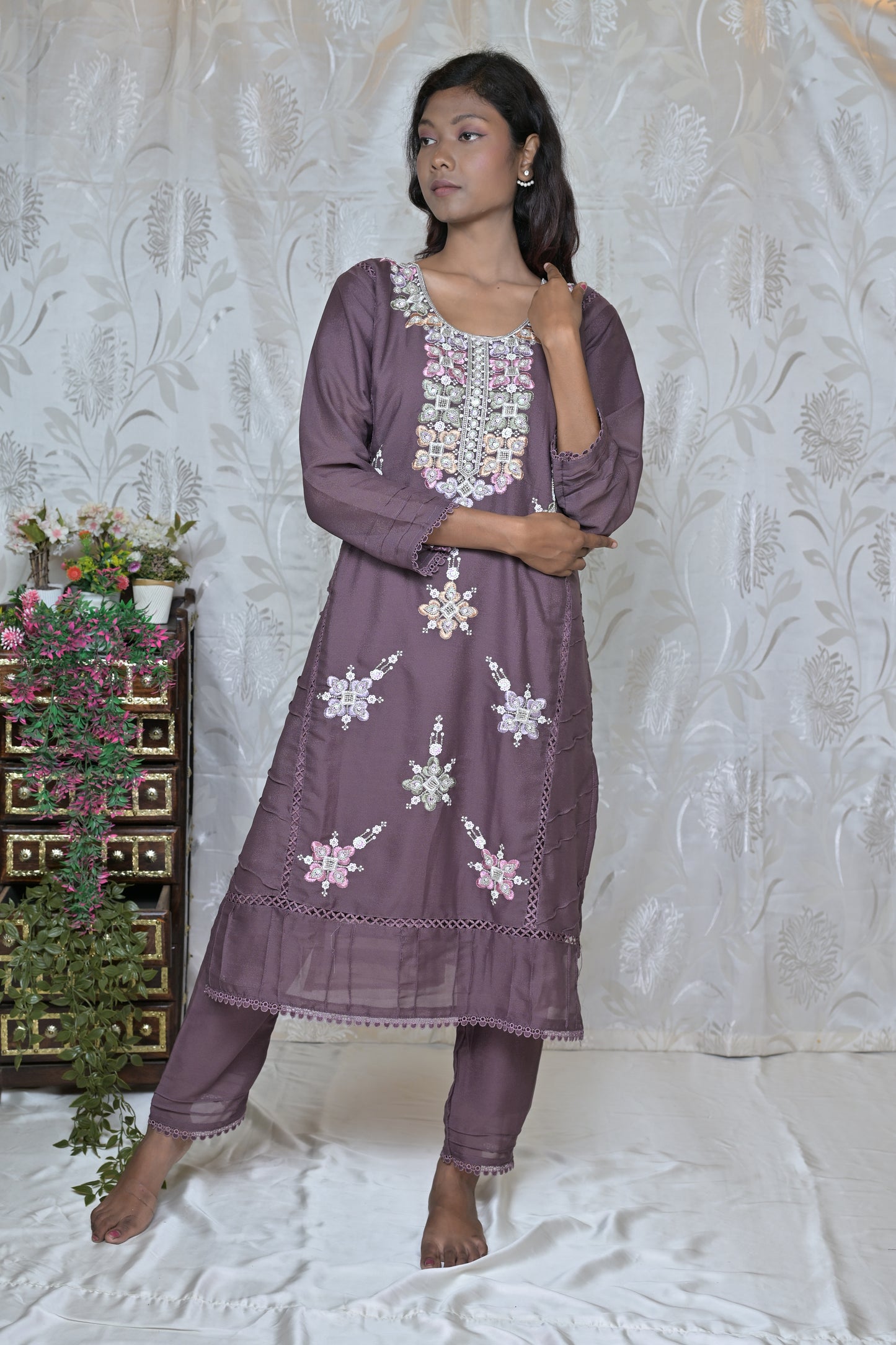 Intricate Floral Embellished Kurta Set