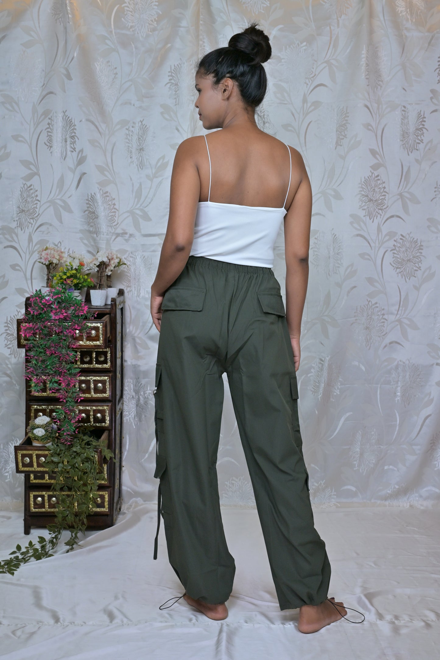 Trendy Solid Parachute Cargo Pants
