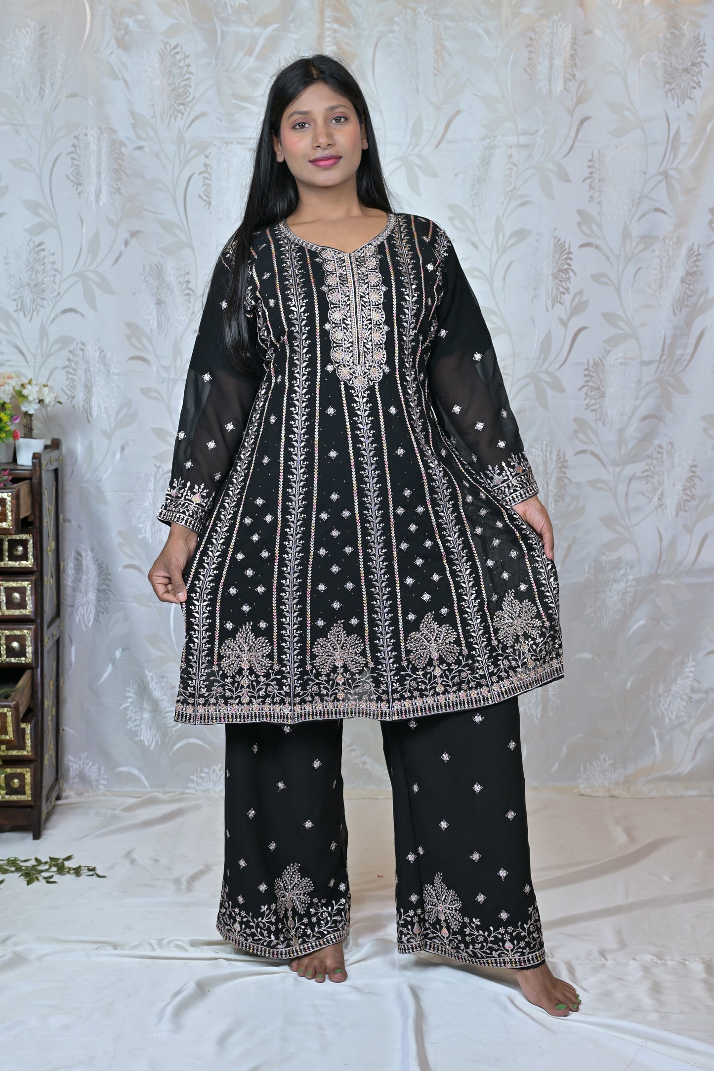 Shimmering Silver Georgette Heavy Suit Set