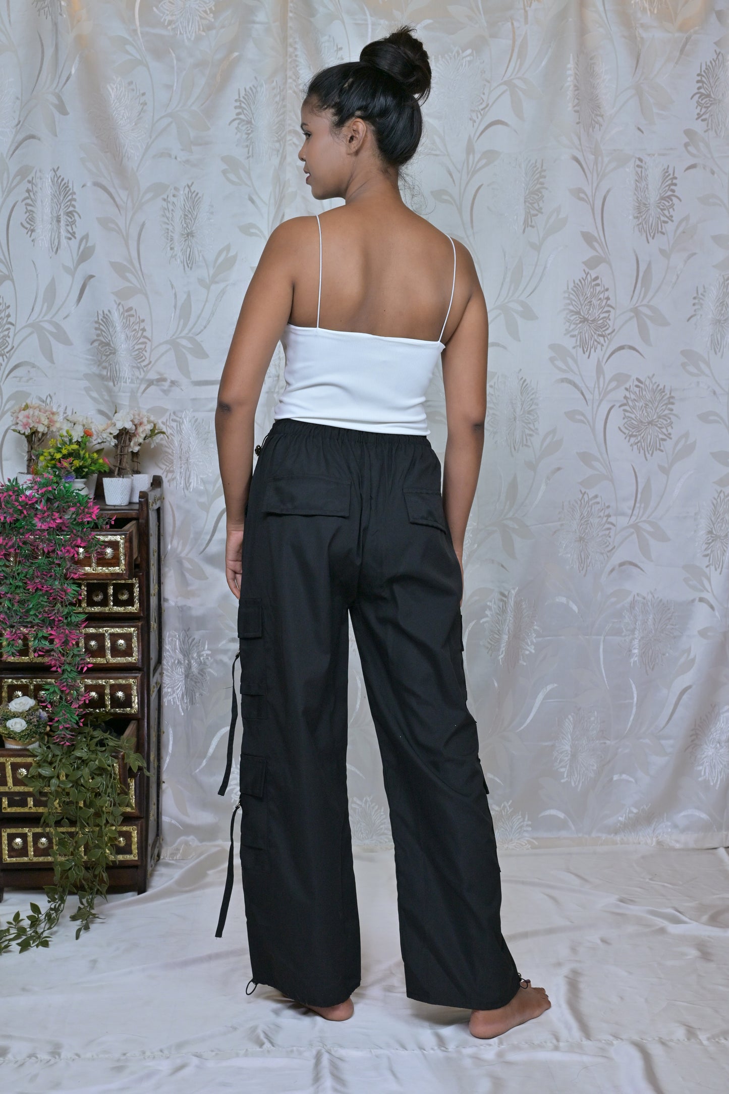 Trendy Solid Parachute Cargo Pants