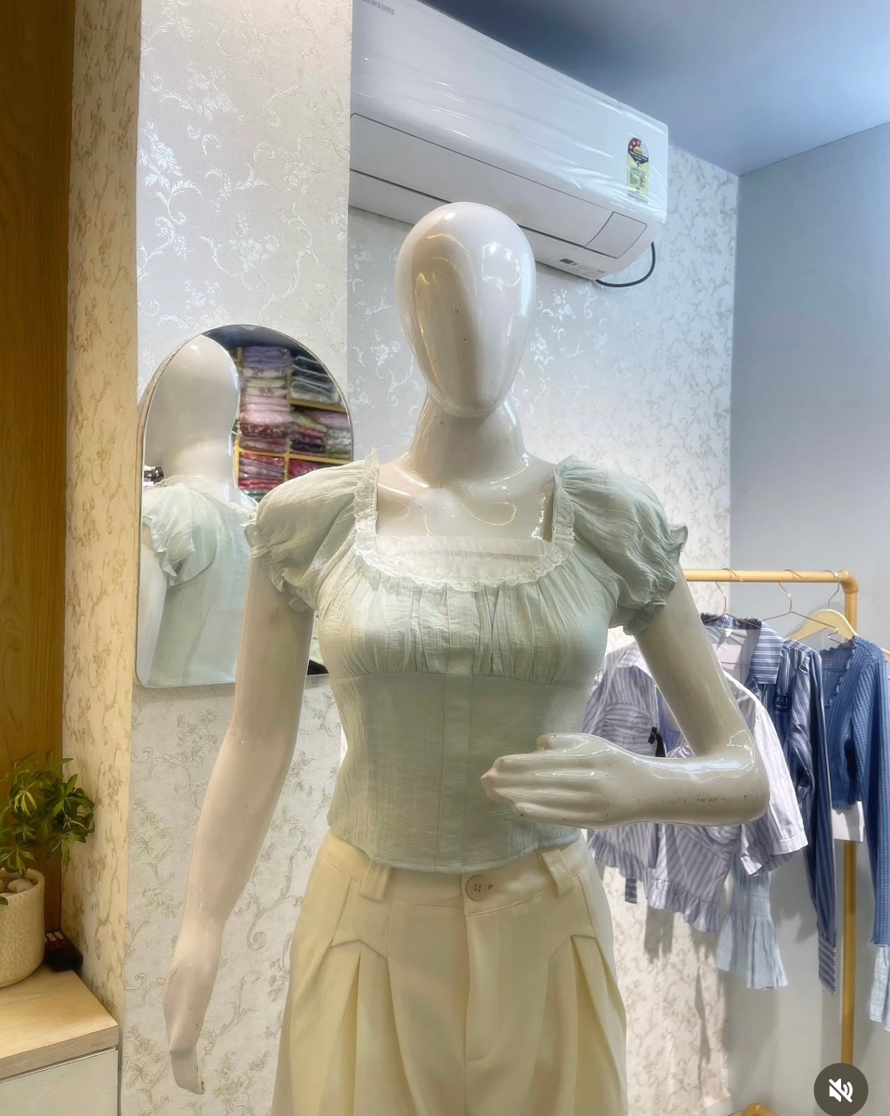 Seafoam Green Puff Sleeve Ruched Bust Crop Top with Lace Trim
