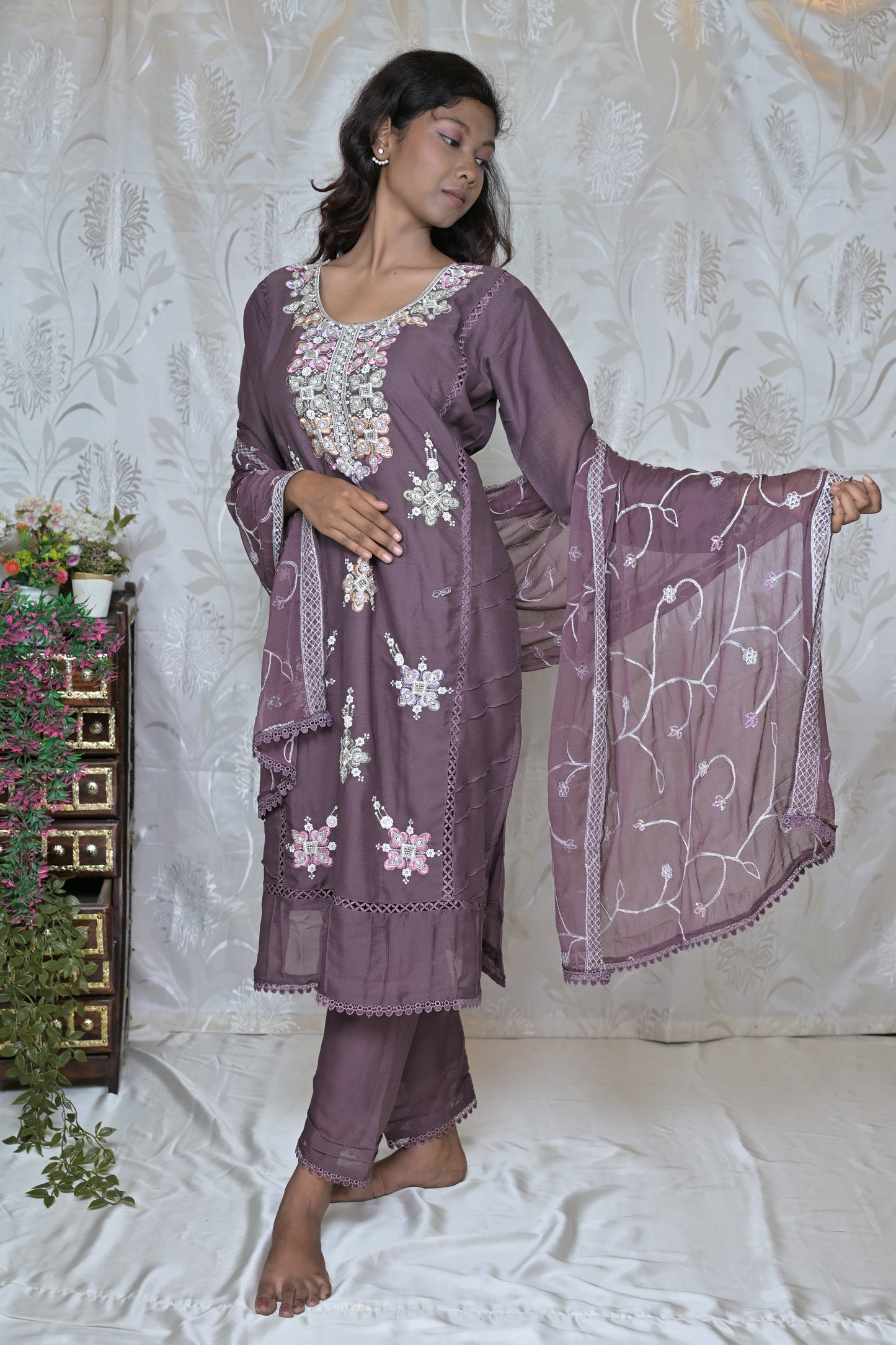 Intricate Floral Embellished Kurta Set