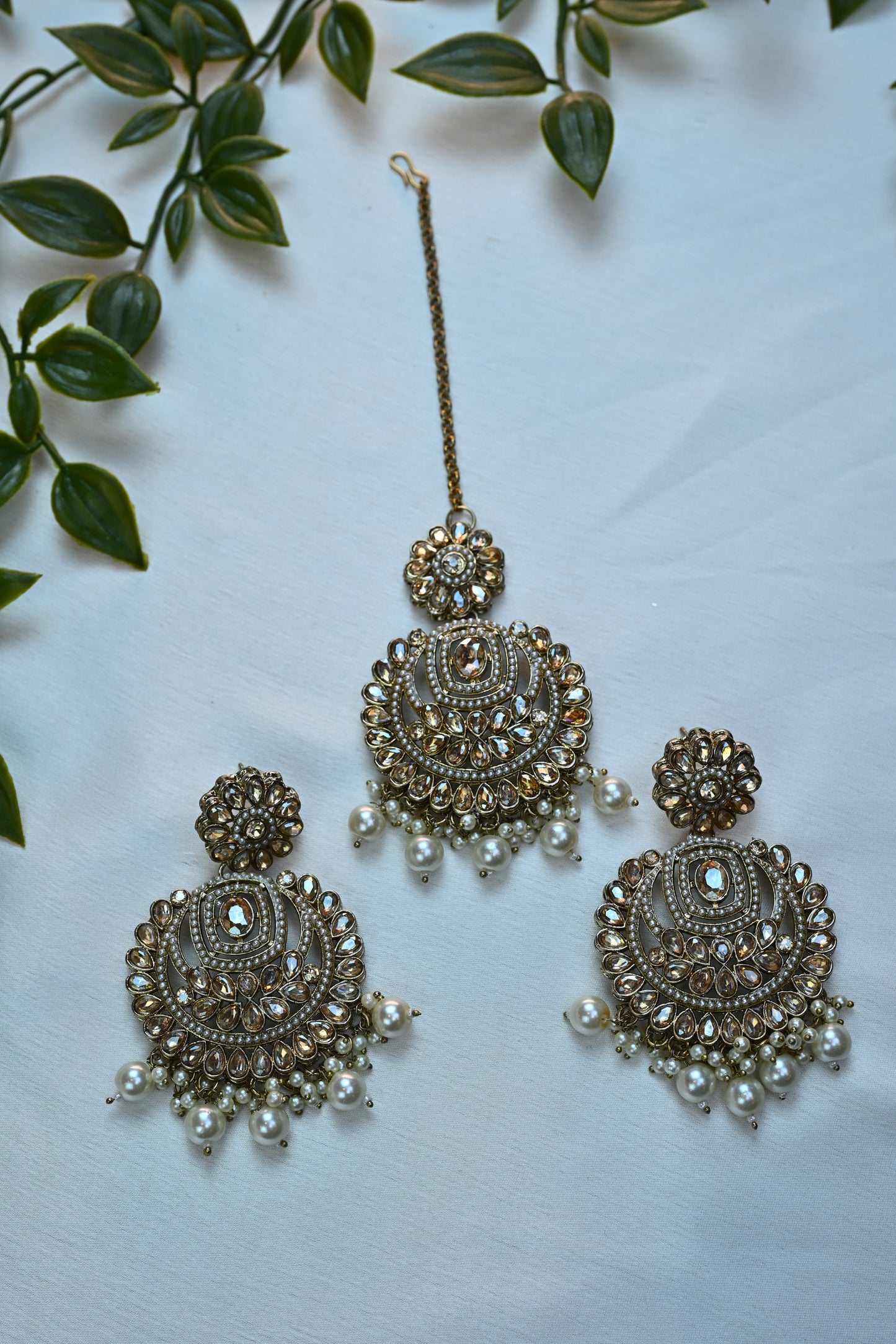 Classic Kundan Floral Choker Set With Ball Drops
