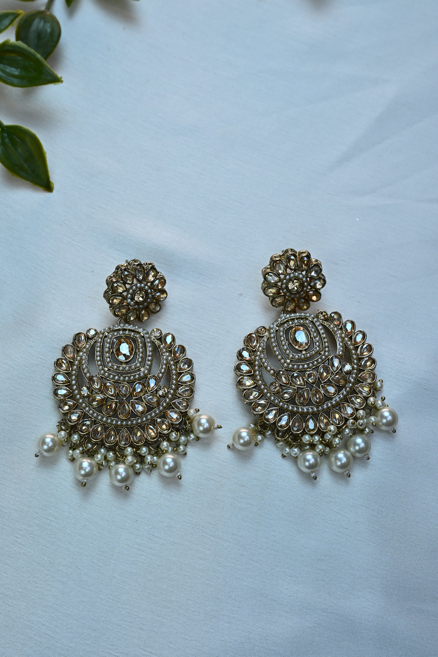 Classic Kundan Floral Choker Set With Ball Drops