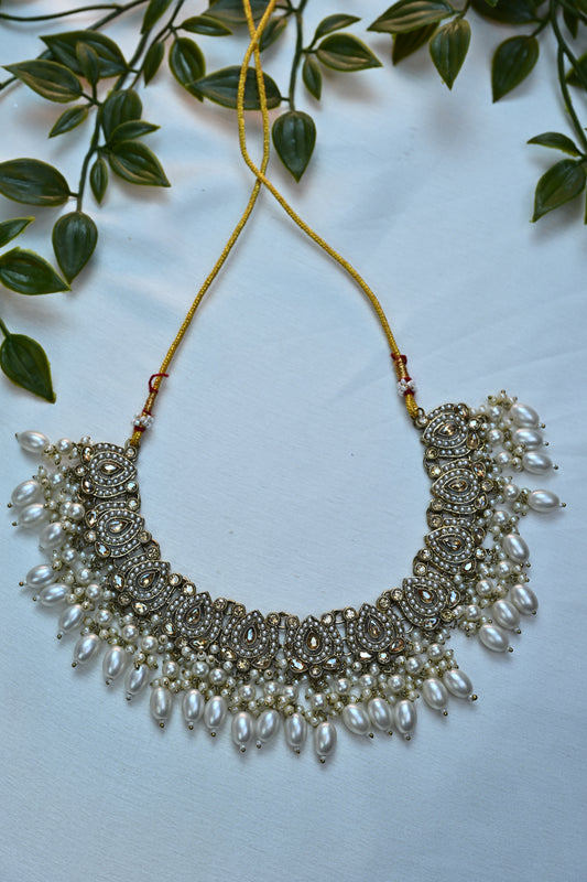 Classic Kundan Bridal Choker Set with Pearl Drops and Maang Tikka