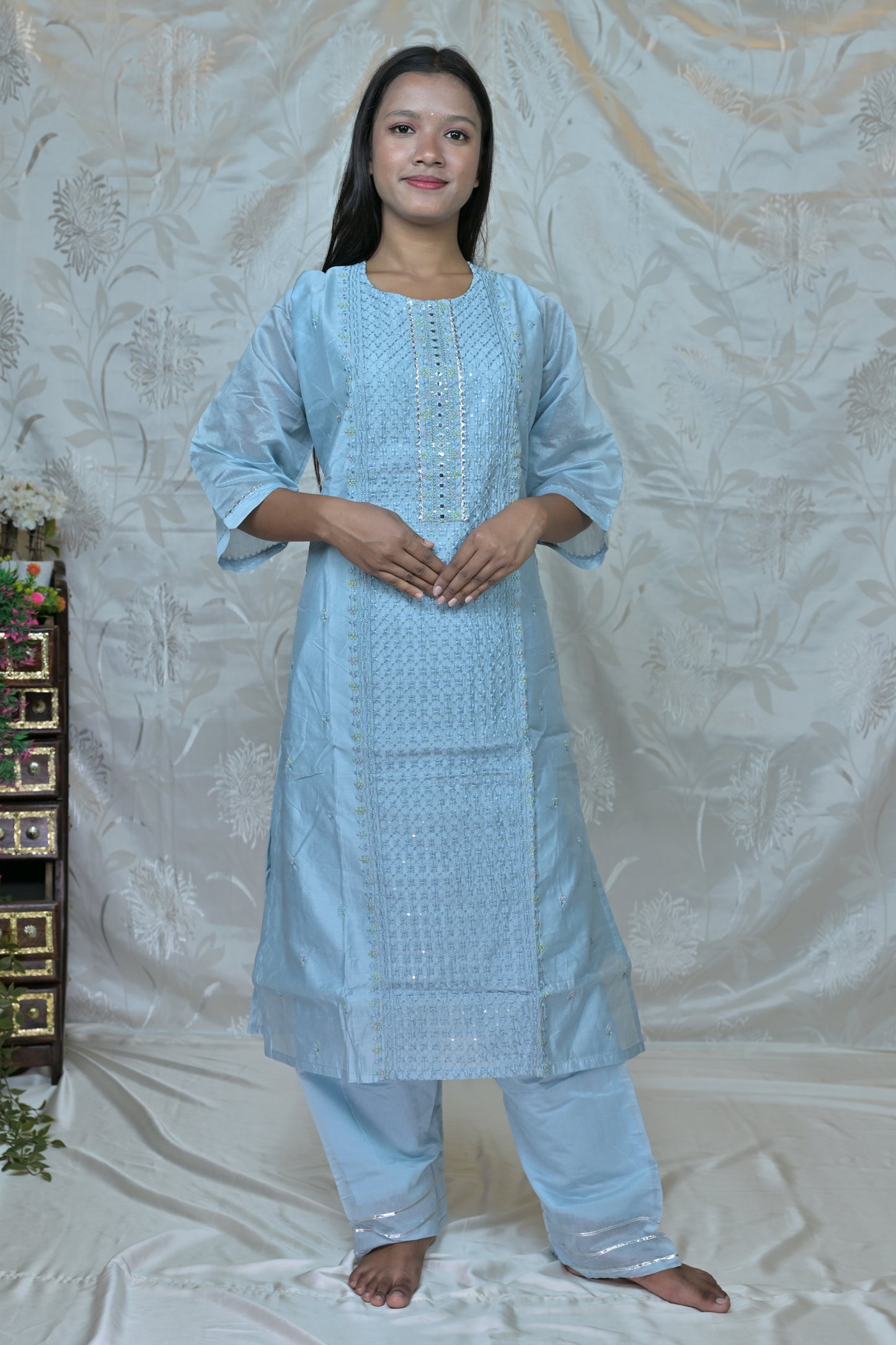 Graceful Lilac Embroidered 3-Piece Suit Set