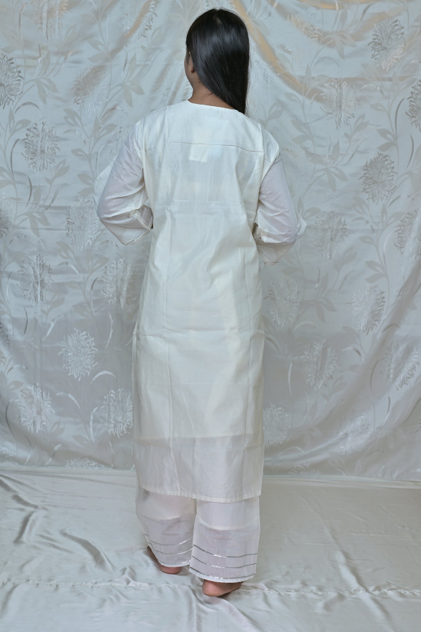 Graceful Lilac Embroidered 3-Piece Suit Set