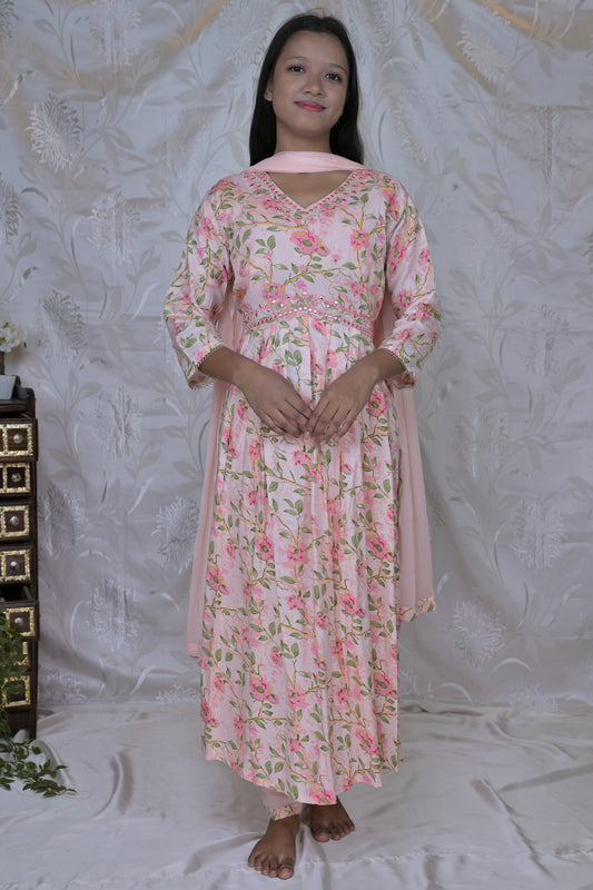 Graceful Floral Printed 3-Piece Suit Set in Blush Pink