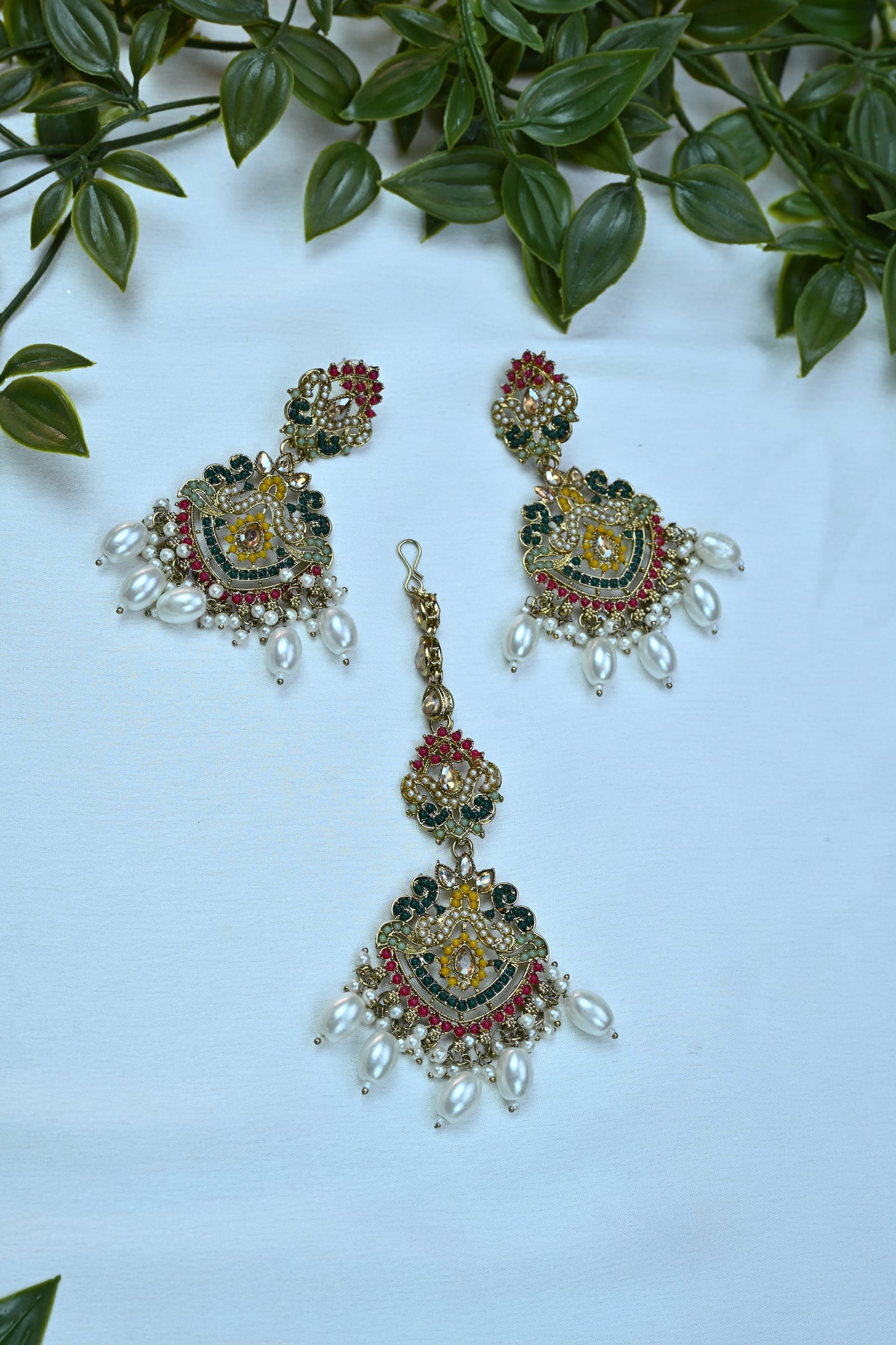 Rang Mahal Pearl Bloom Set