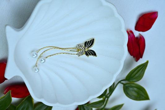 Butterfly Pearl Drop Ear earring