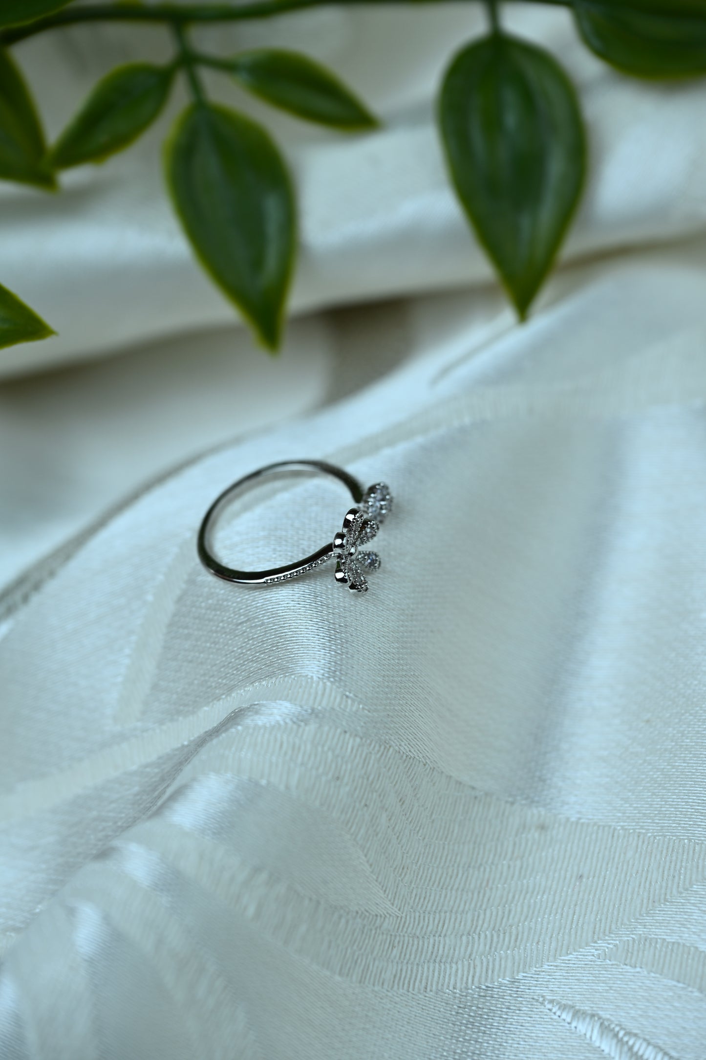 Floral Open Ring – Stainless Steel (Gold & Silver)