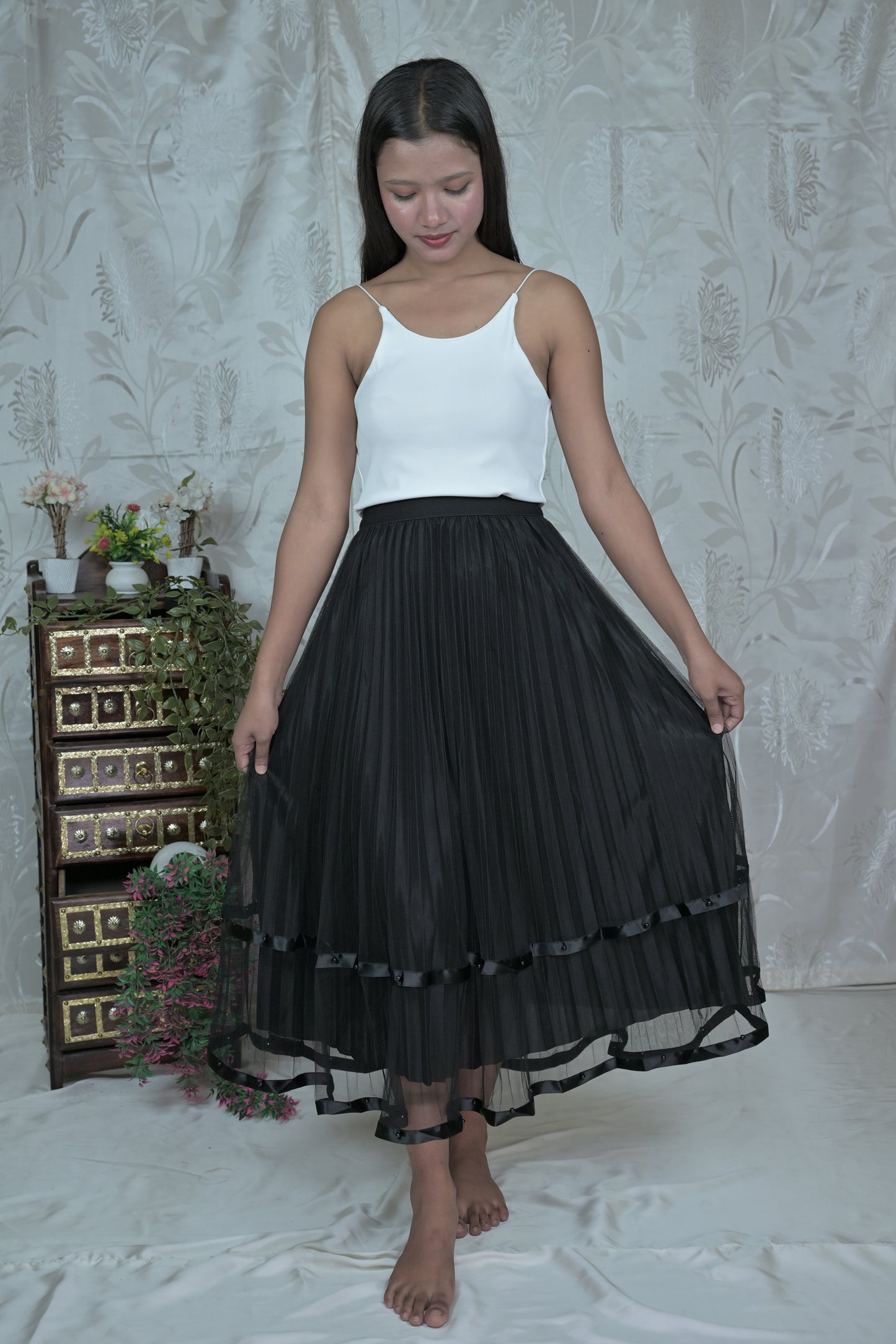 Ethereal Elegance: Layered Tulle Midi Skirt