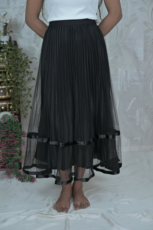 Ethereal Elegance: Layered Tulle Midi Skirt