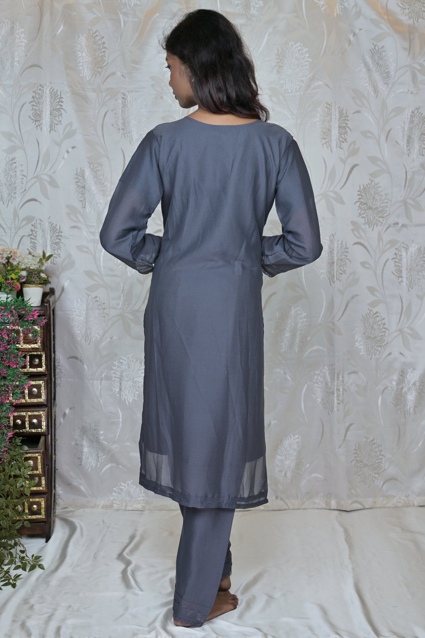 Exquisite Embroidered Three-Piece Suit Set