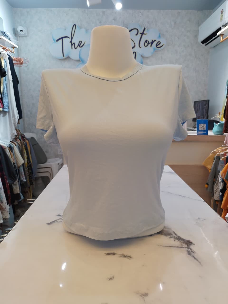 Light Blue Short-Sleeve Basic Top