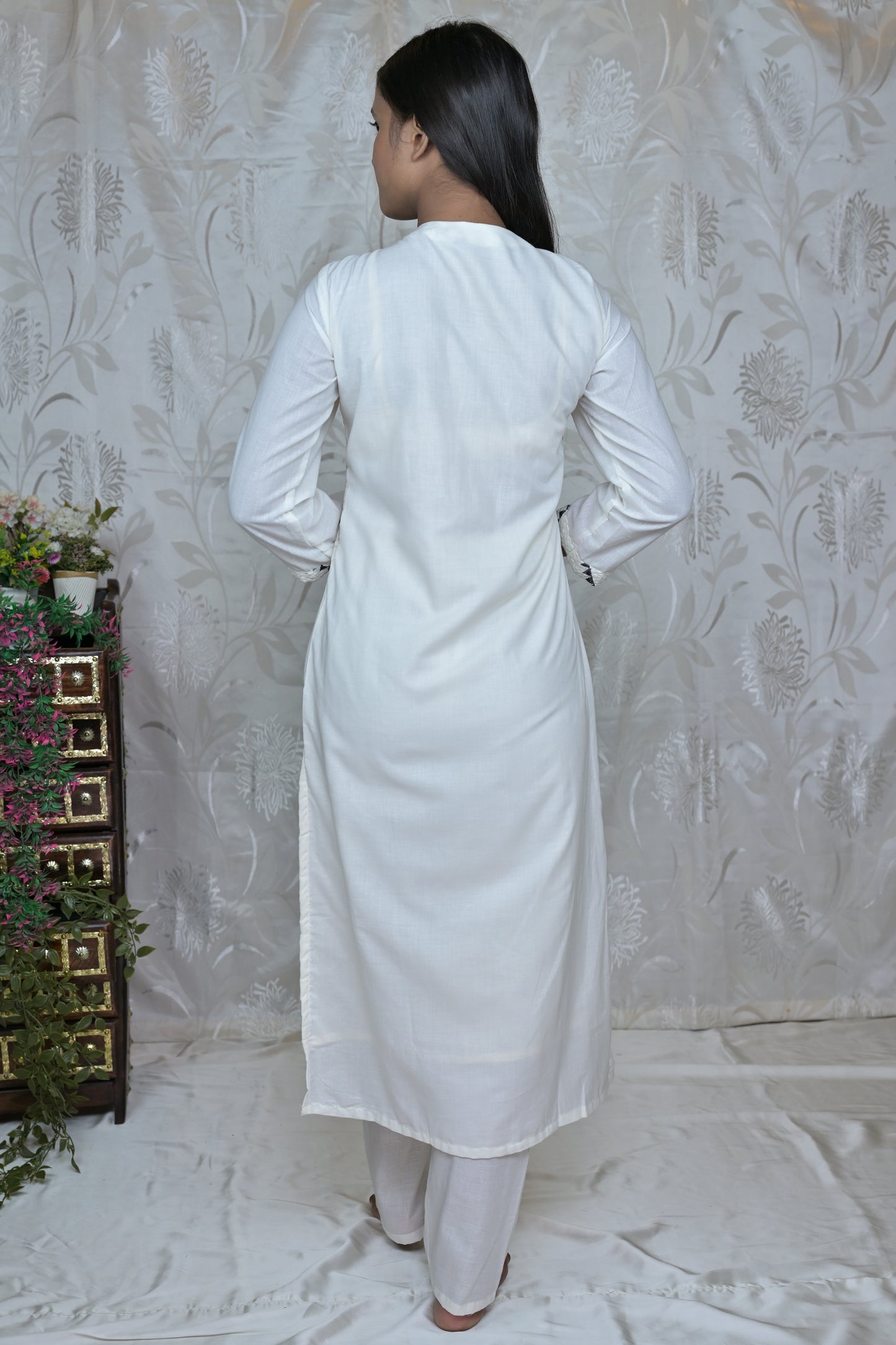 Printed Edge White Kurta Set