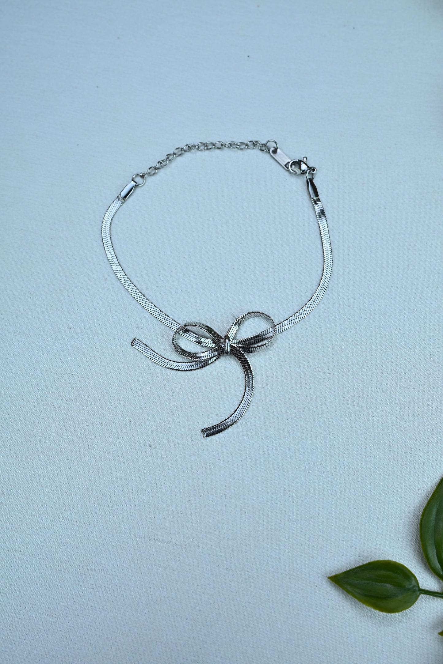 Chic Bow Detail Bracelet