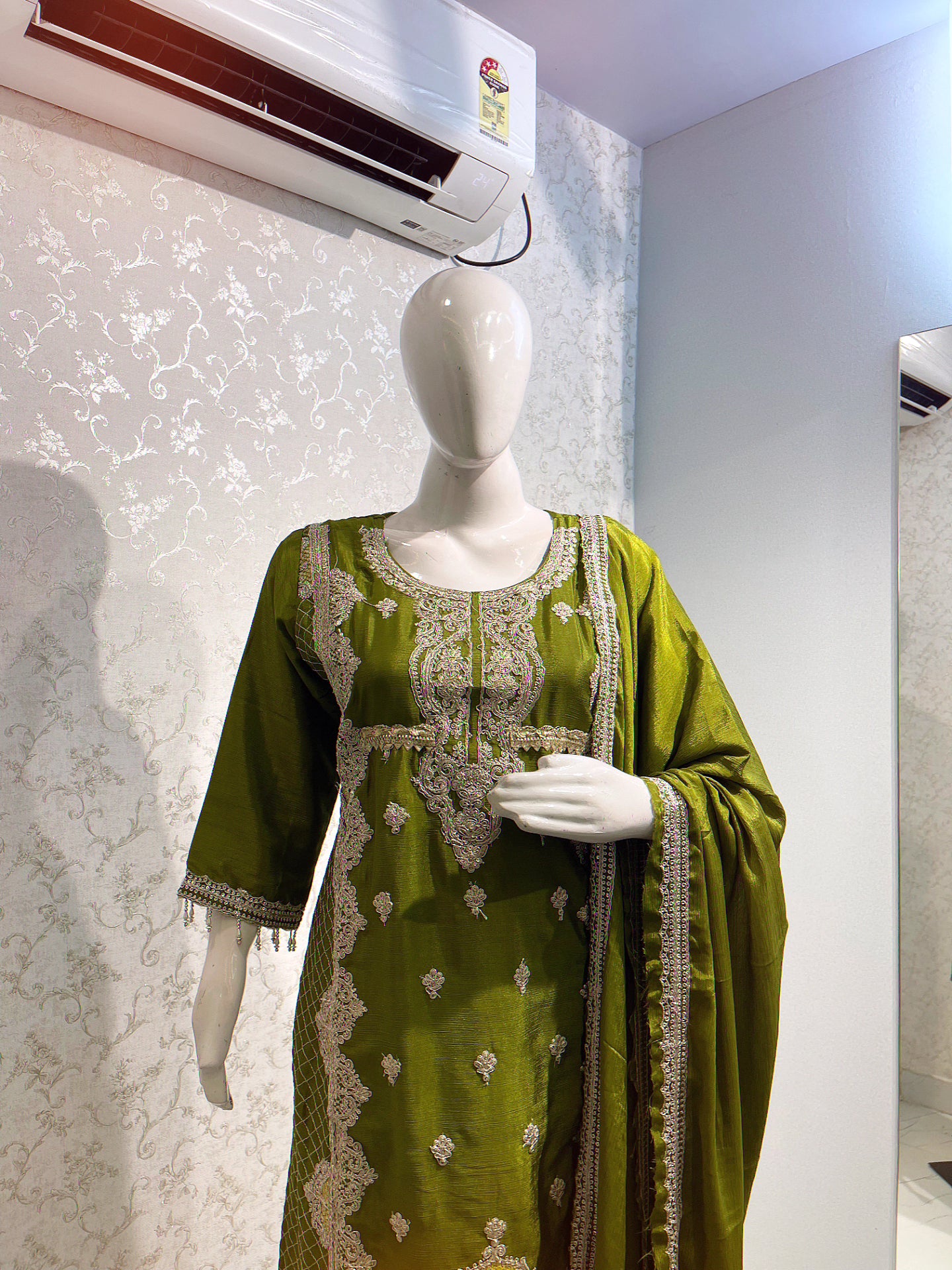 Elegant Occasion Suit Set