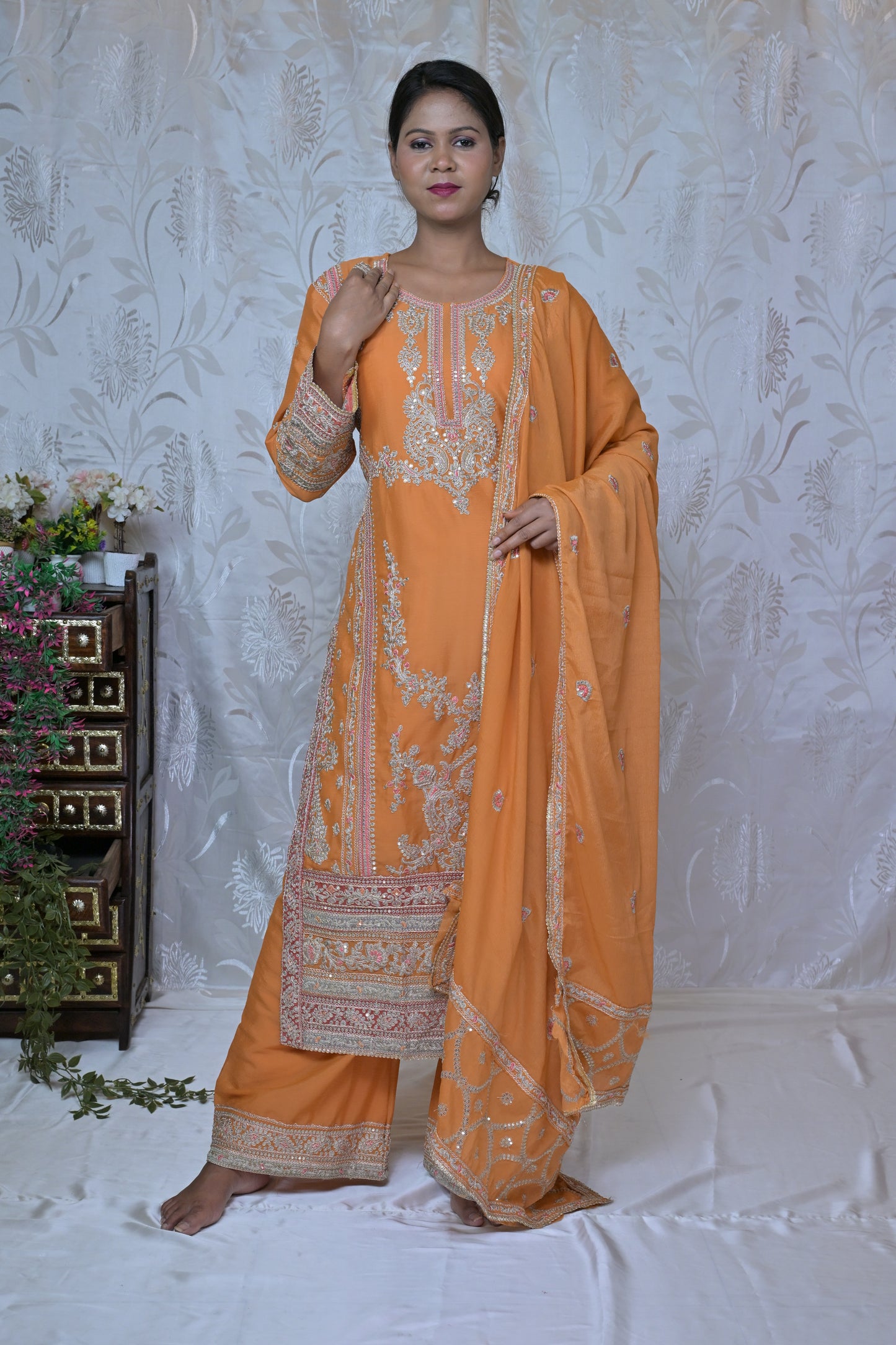 Intricate Motif Straight Kurta with Wide-Leg Pants