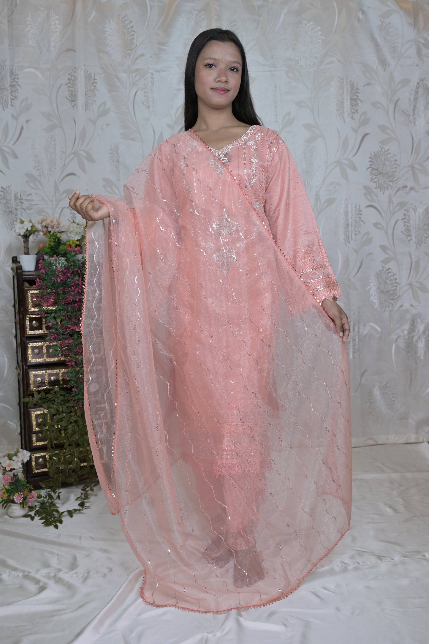 Sparkling Net Occasion Wear