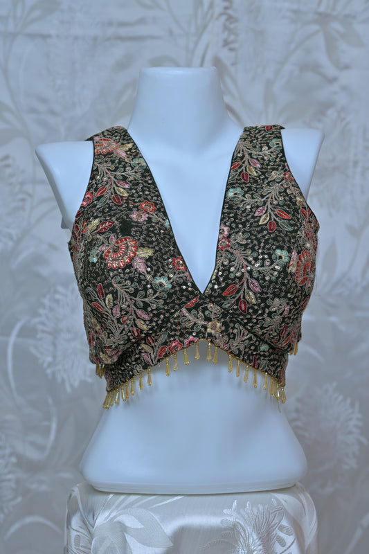 Chic Mirror Work Sleeveless Blouse