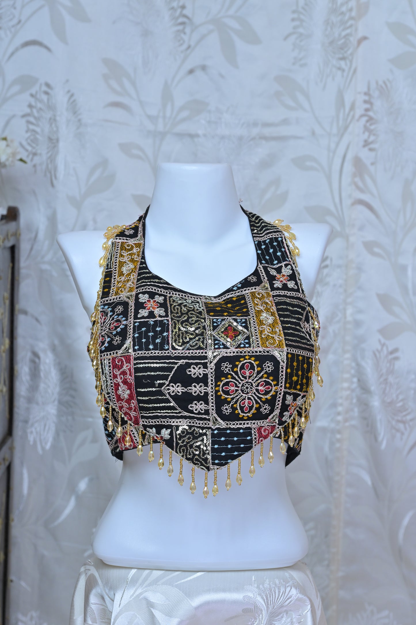 Embroidered Patchwork Halter Neck Backless Blouse
