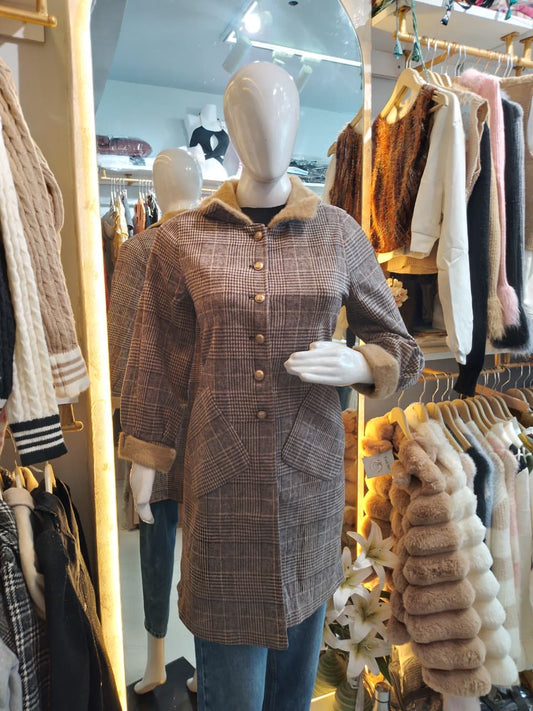 Vintage Manor" Plaid Coat with Faux Fur Trim