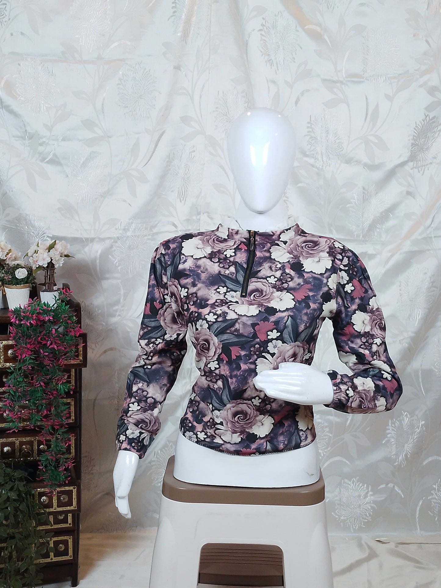 Women Sheer Puff Sleeve Top