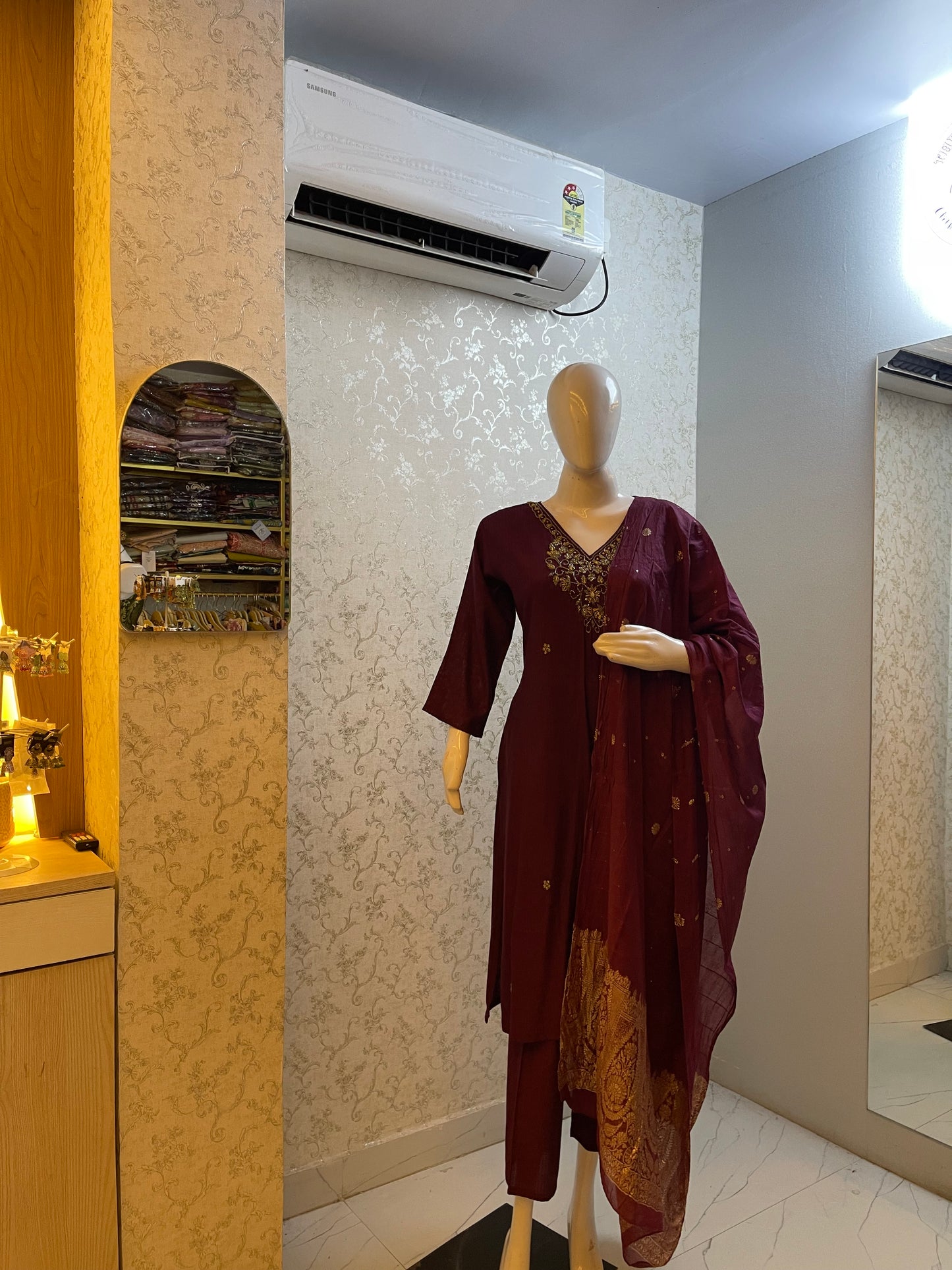 Chanderi Straight Kurta Set with Zardozi Neck Embroidery & Zari Dupatta