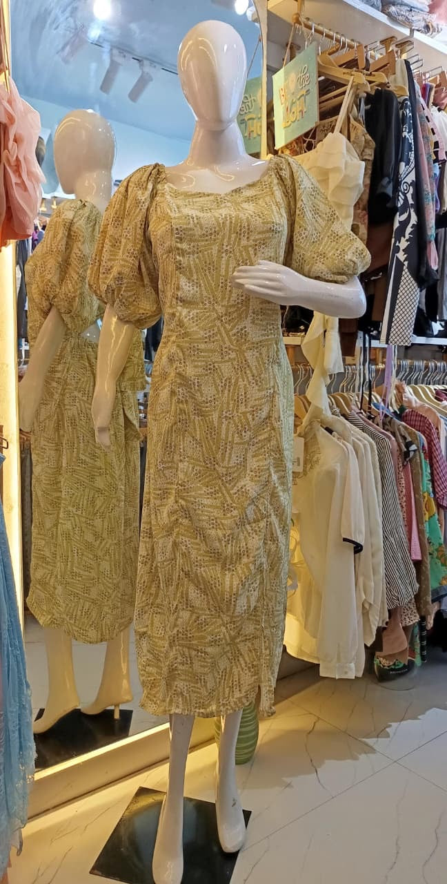 Jade Sculpt" Puff Sleeve Midi Dress