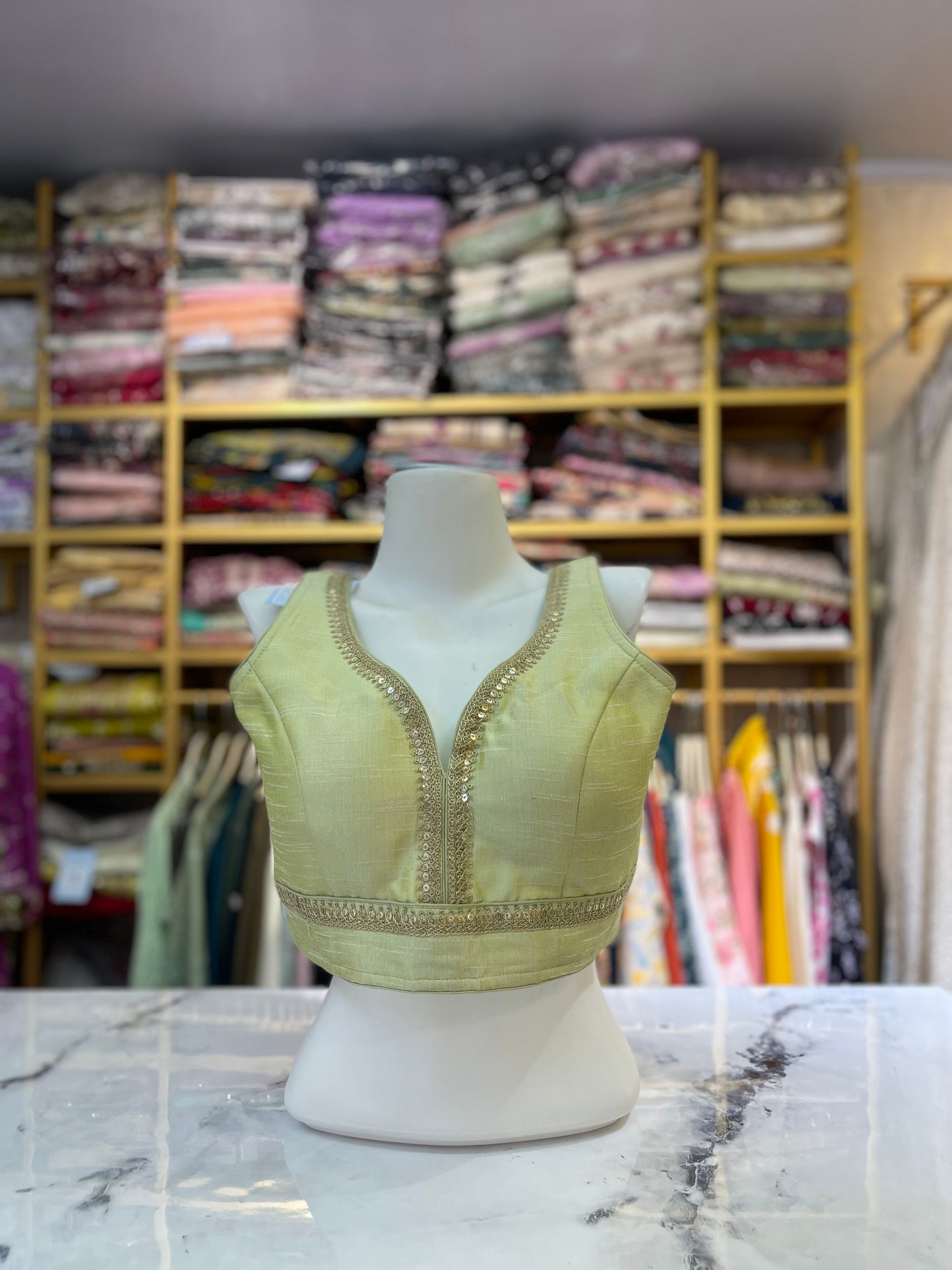 Sleeveless Blouse with Scalloped Zari Trim