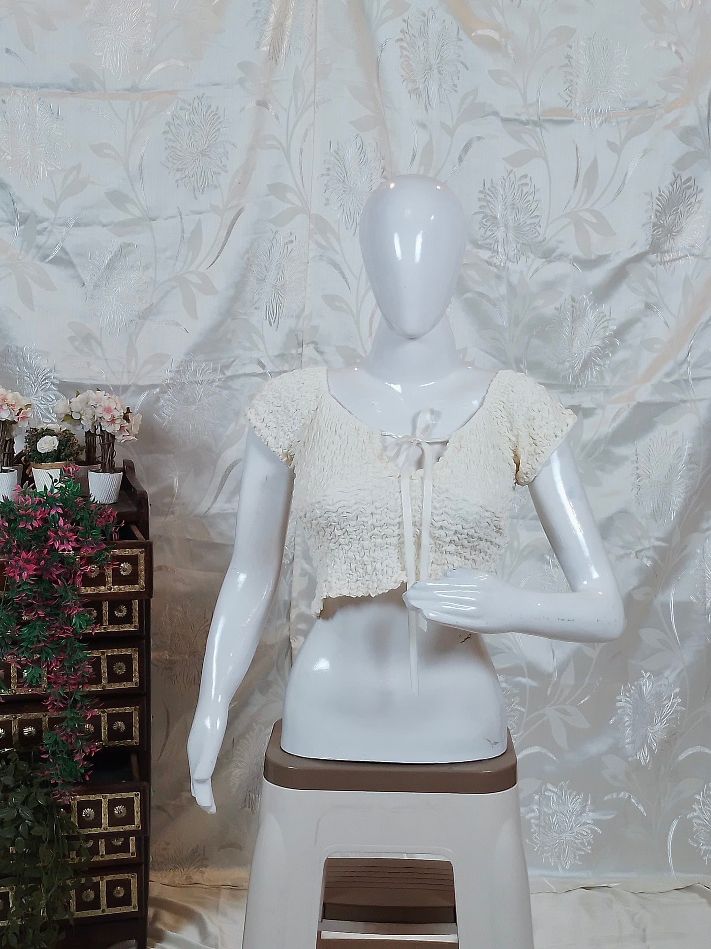Pink & White Textured Tie-Up Crop Top