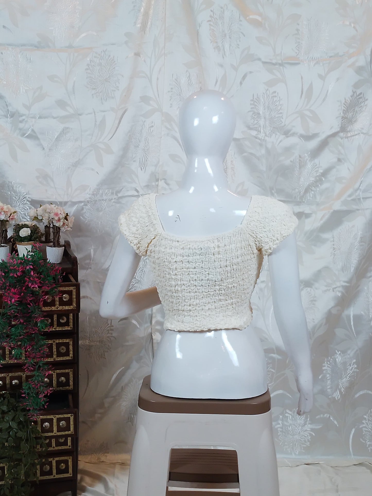 Pink & White Textured Tie-Up Crop Top