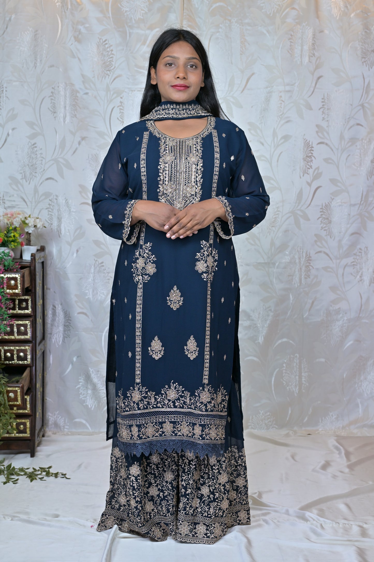 Heavy Party Wear Smooth Set