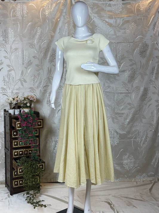 Women pink & cream colour cotton skirt