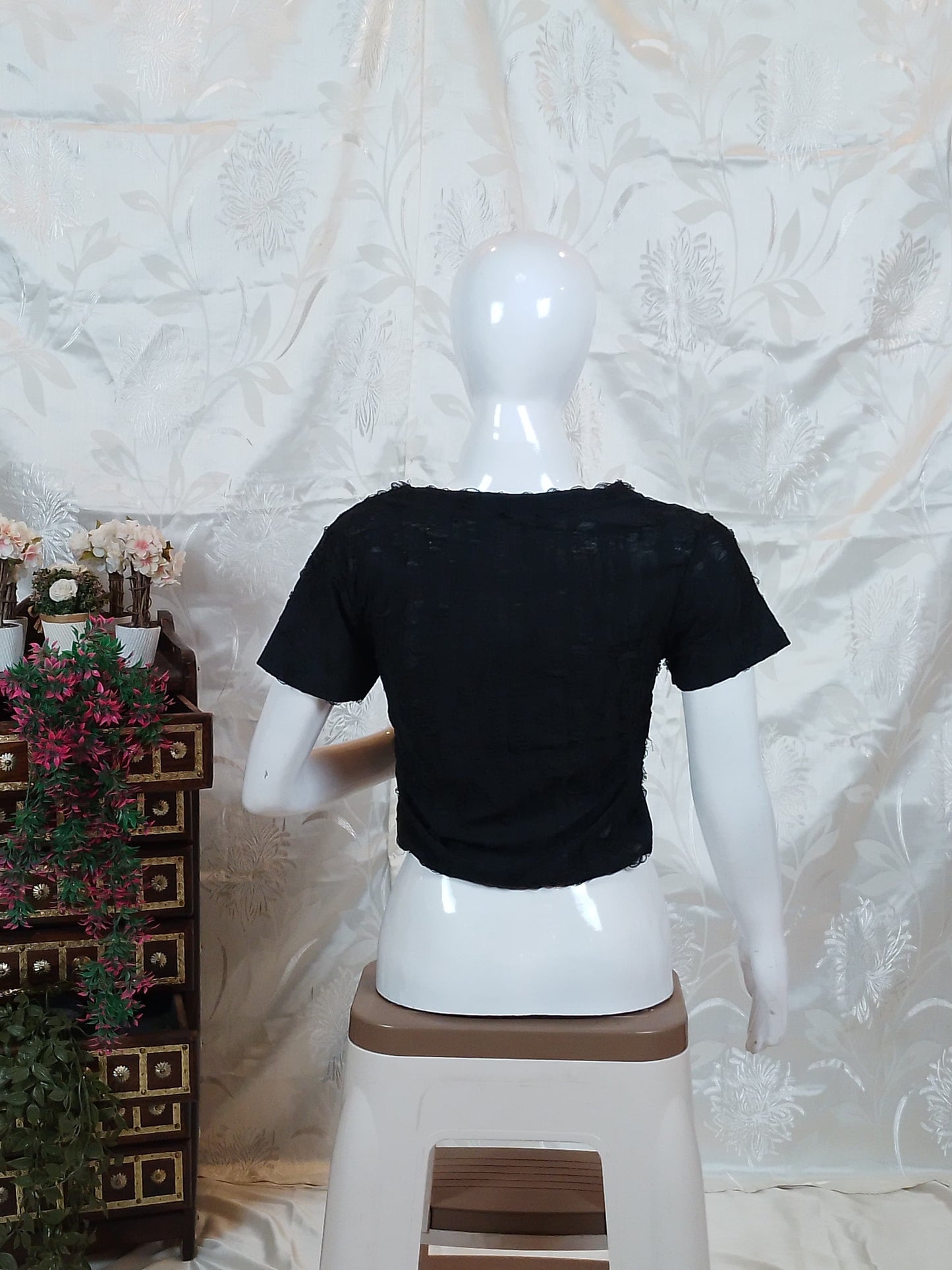 Women white Ribbed Knit High-Neck Top
