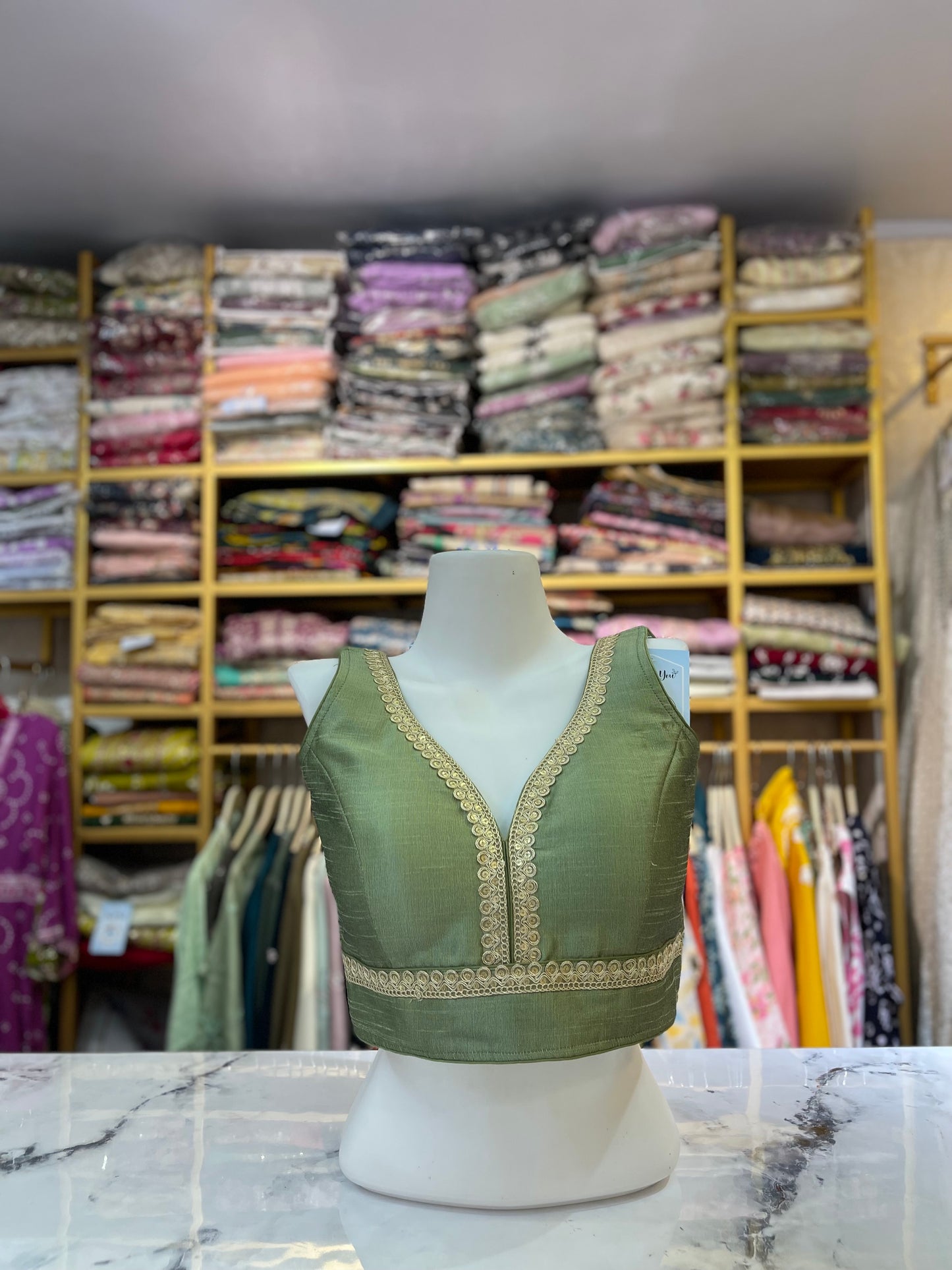 Sleeveless Blouse with Scalloped Zari Trim