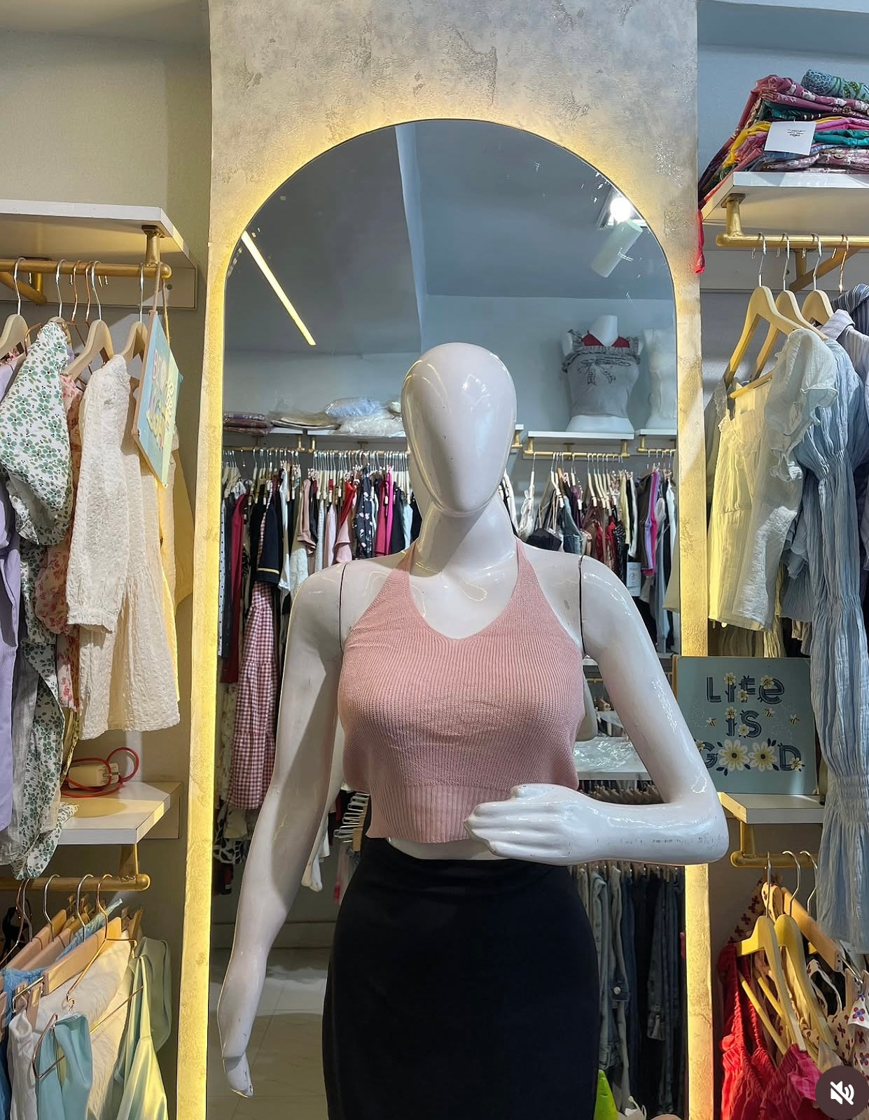 Ribbed Halter Neck Crop Top with Detachable Full Sleeves