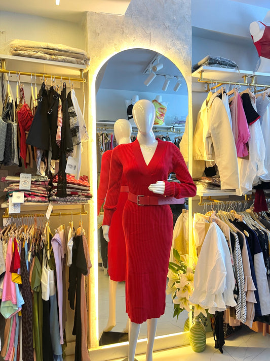Crimson Cozy" Ribbed Knit Midi Dress with Contrast Belt
