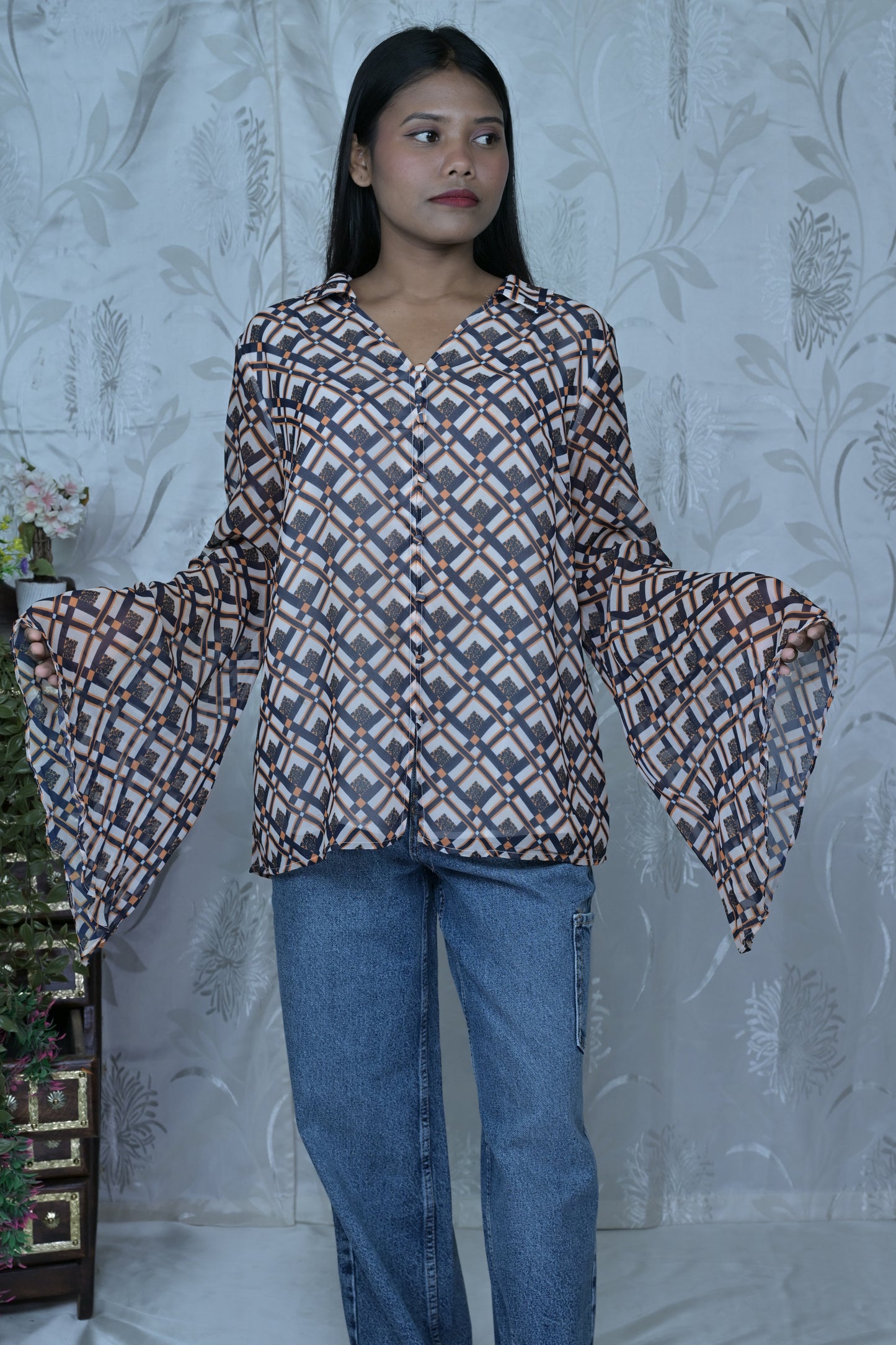 Stylish Geometric Print Top