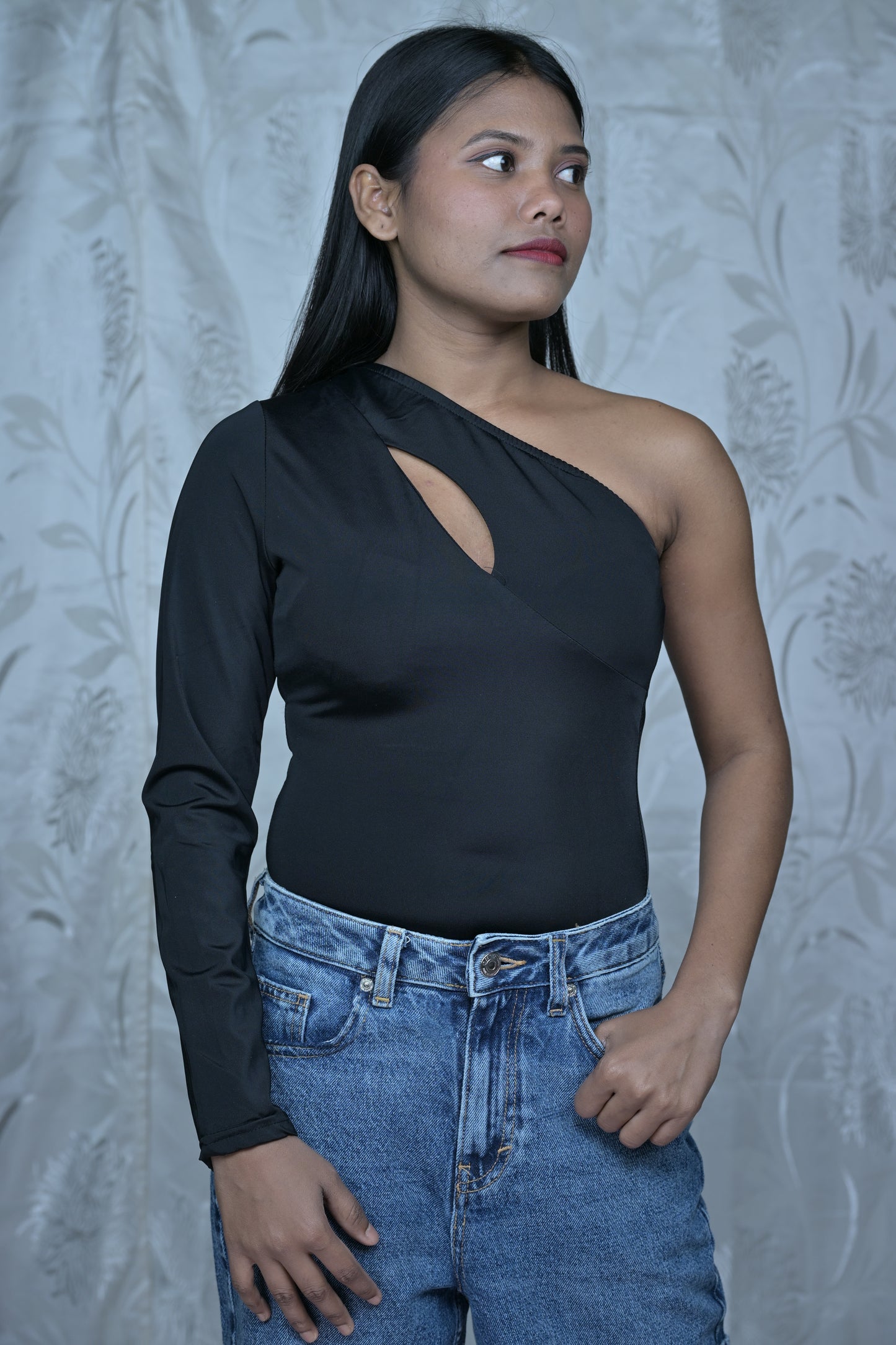 Black One-Shoulder Cutout Bodysuit