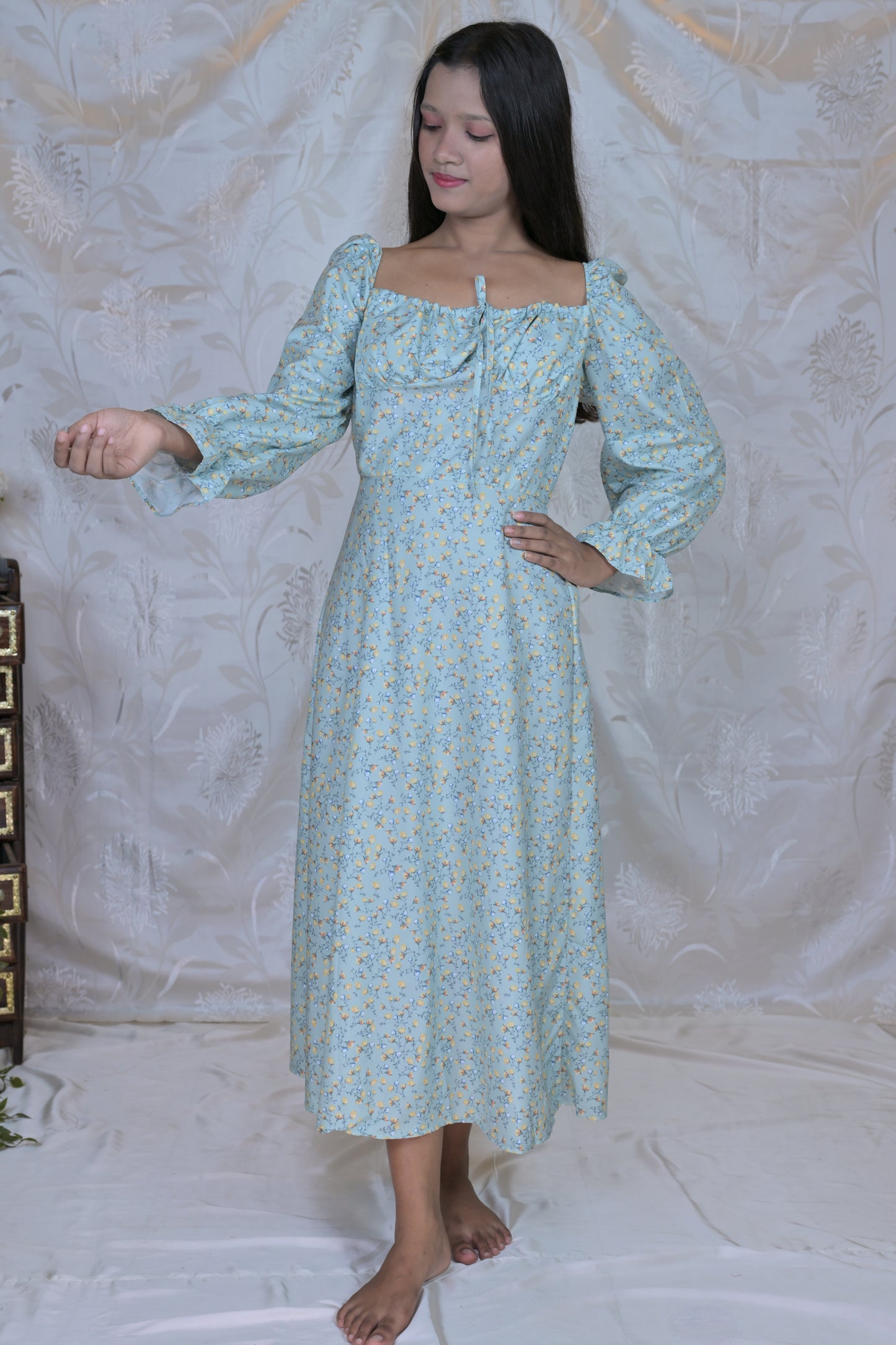 Whimsical Floral Puff-Sleeve Dress