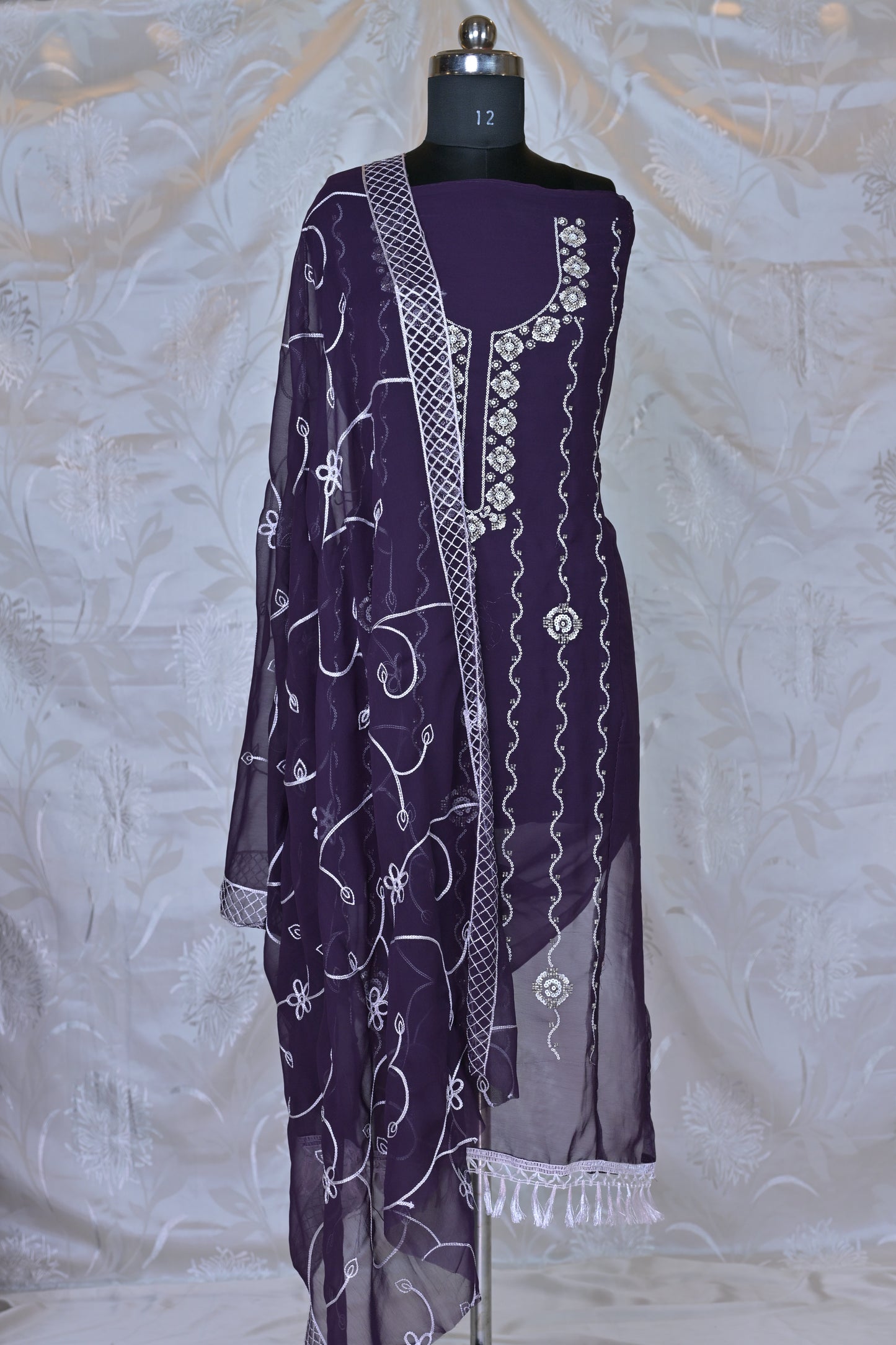 Exquisite Embroidered 3-Piece Suit Material - Unstitched
