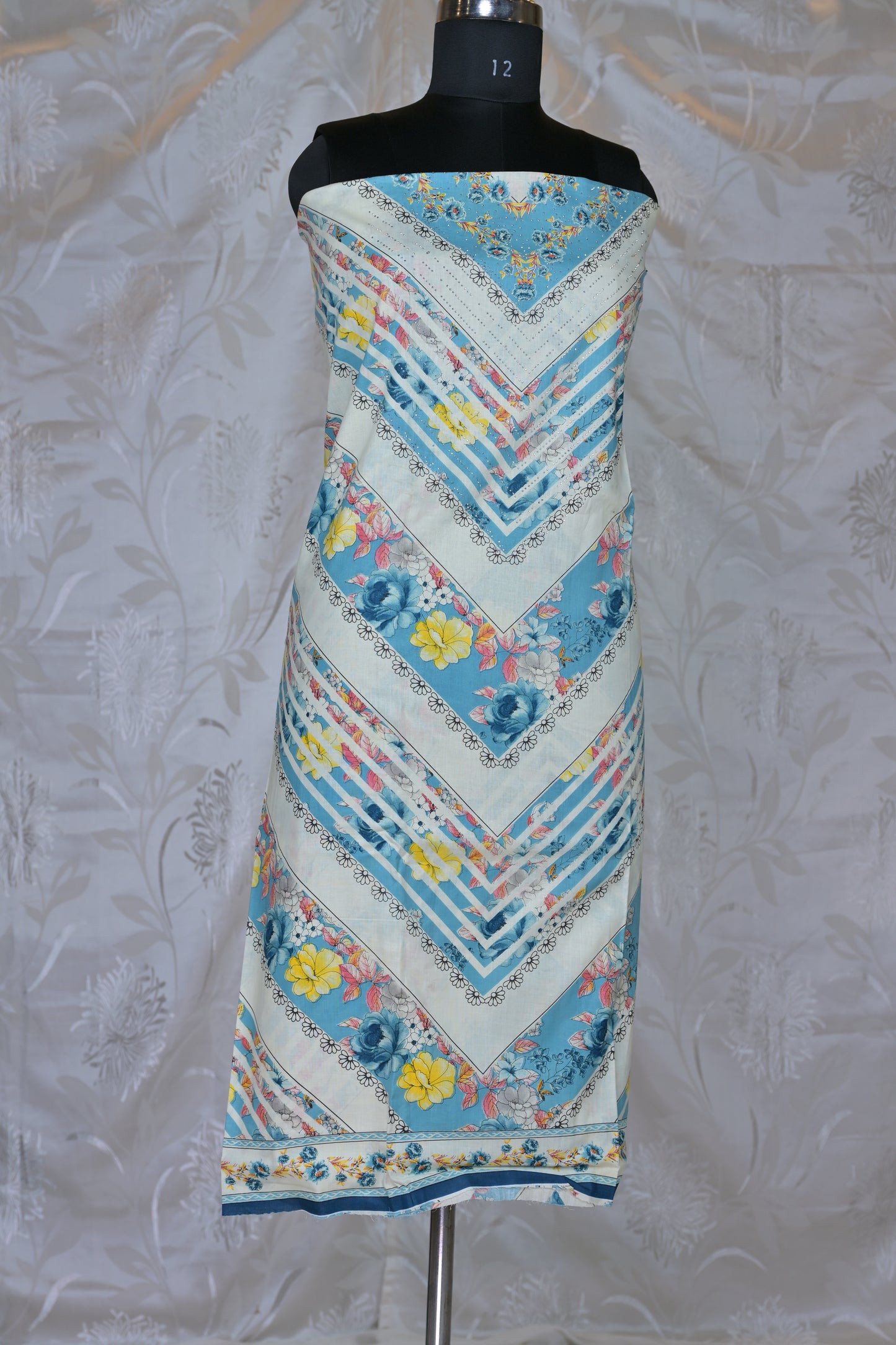 Chic Printed 3-Piece Suit Material with Floral & Chevron Design