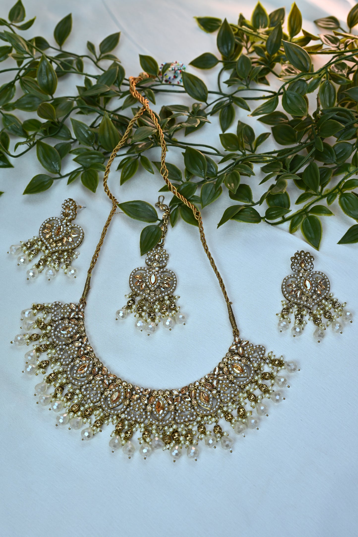 Champagne Gold Kundan Pearl Necklace Set with Earrings Maang Tikka